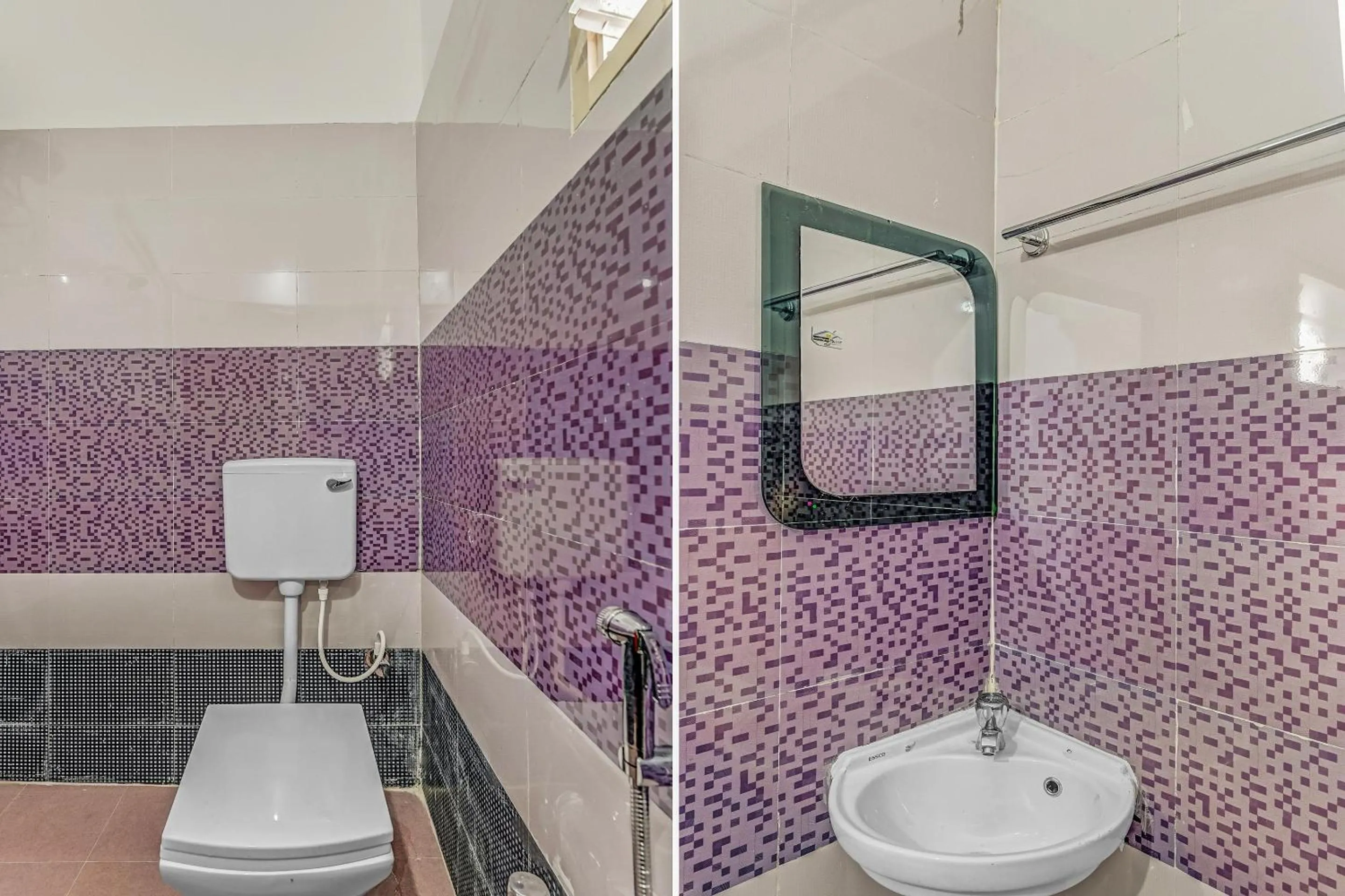 Bathroom in Capital O Sri Krishna Palace Near Sum Hospital