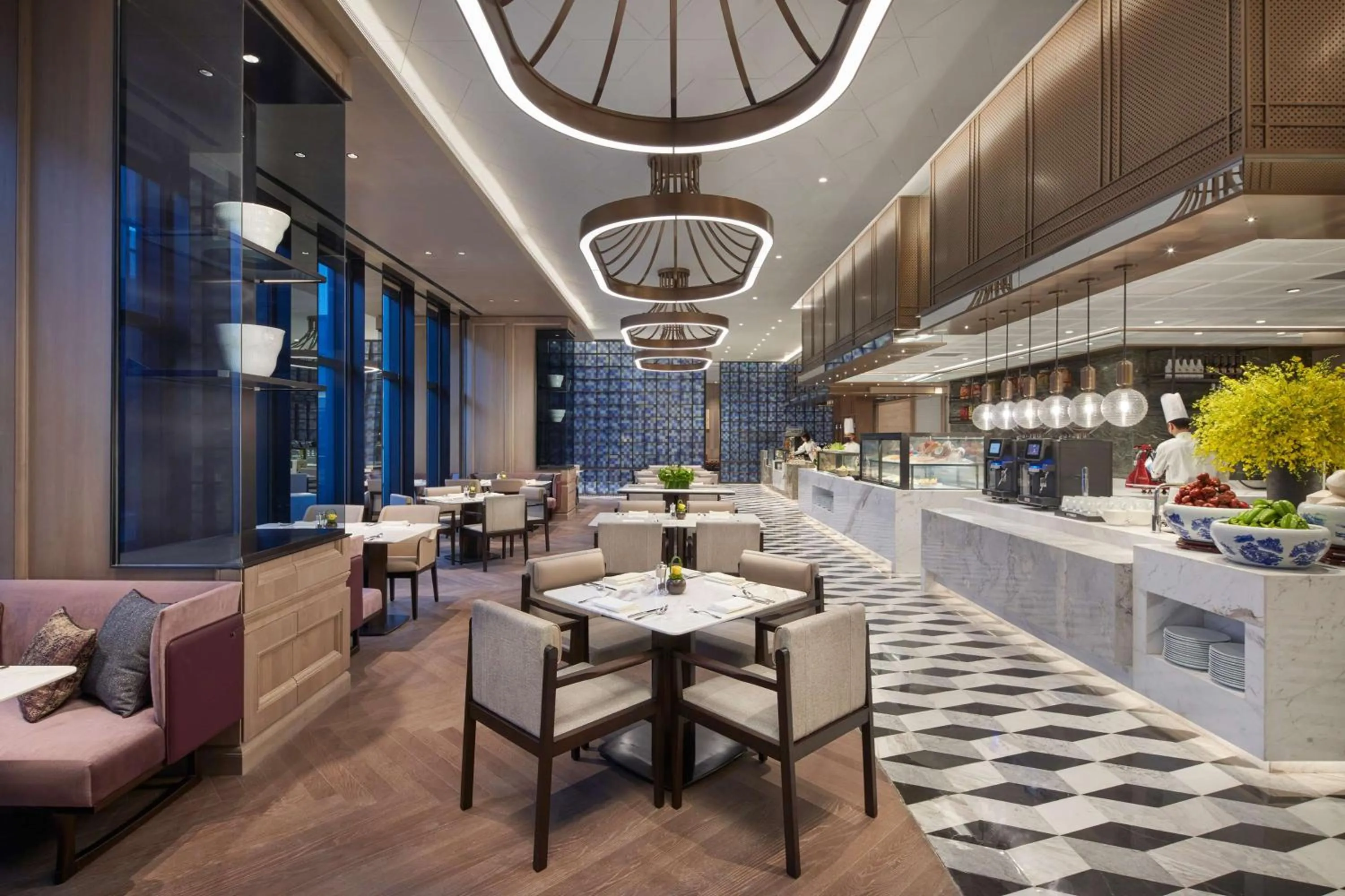 Restaurant/places to eat in Hyatt Regency Hangzhou International Airport