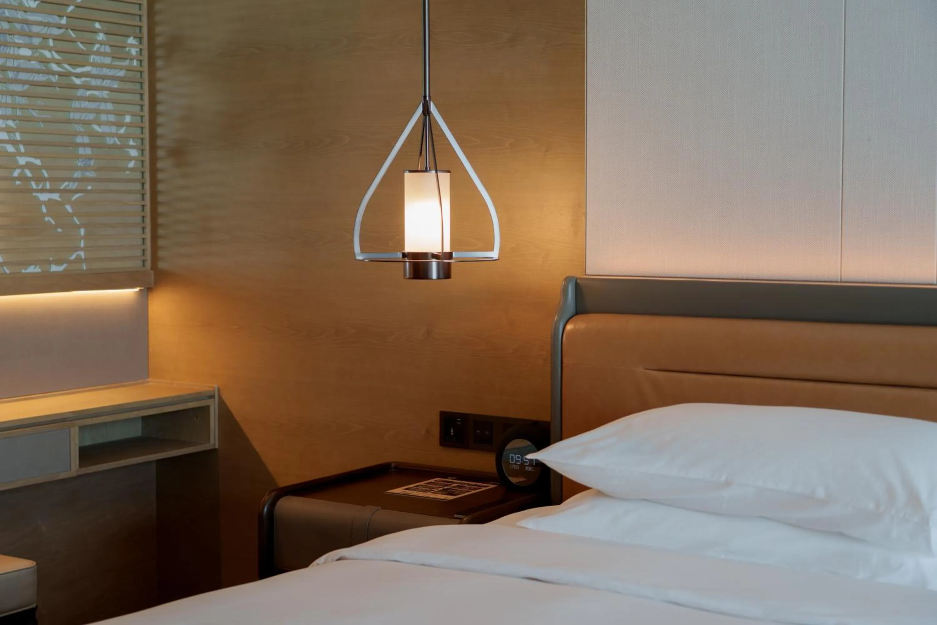 Bed in Hyatt Regency Hangzhou International Airport