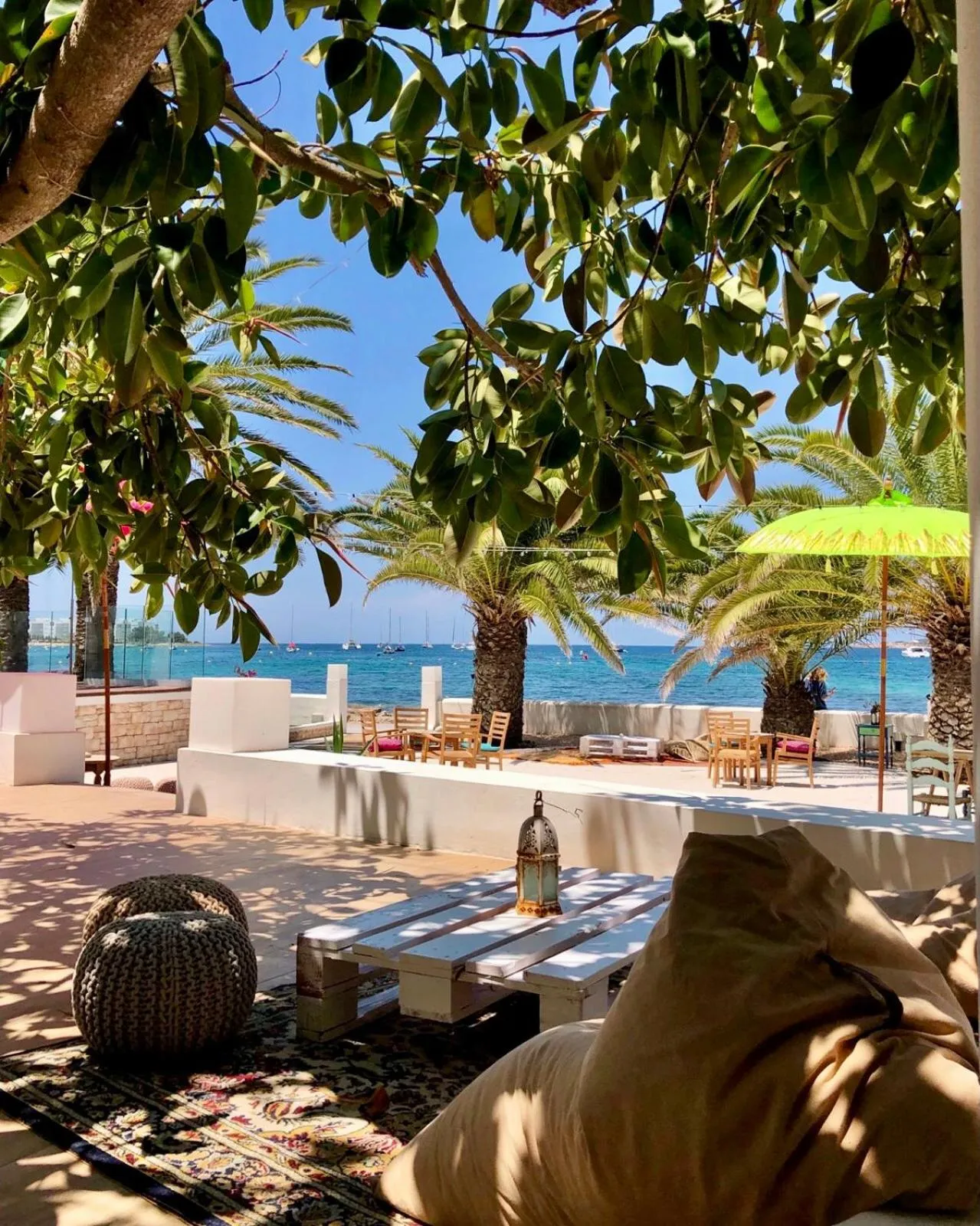 Patio in Hotel Tagomago