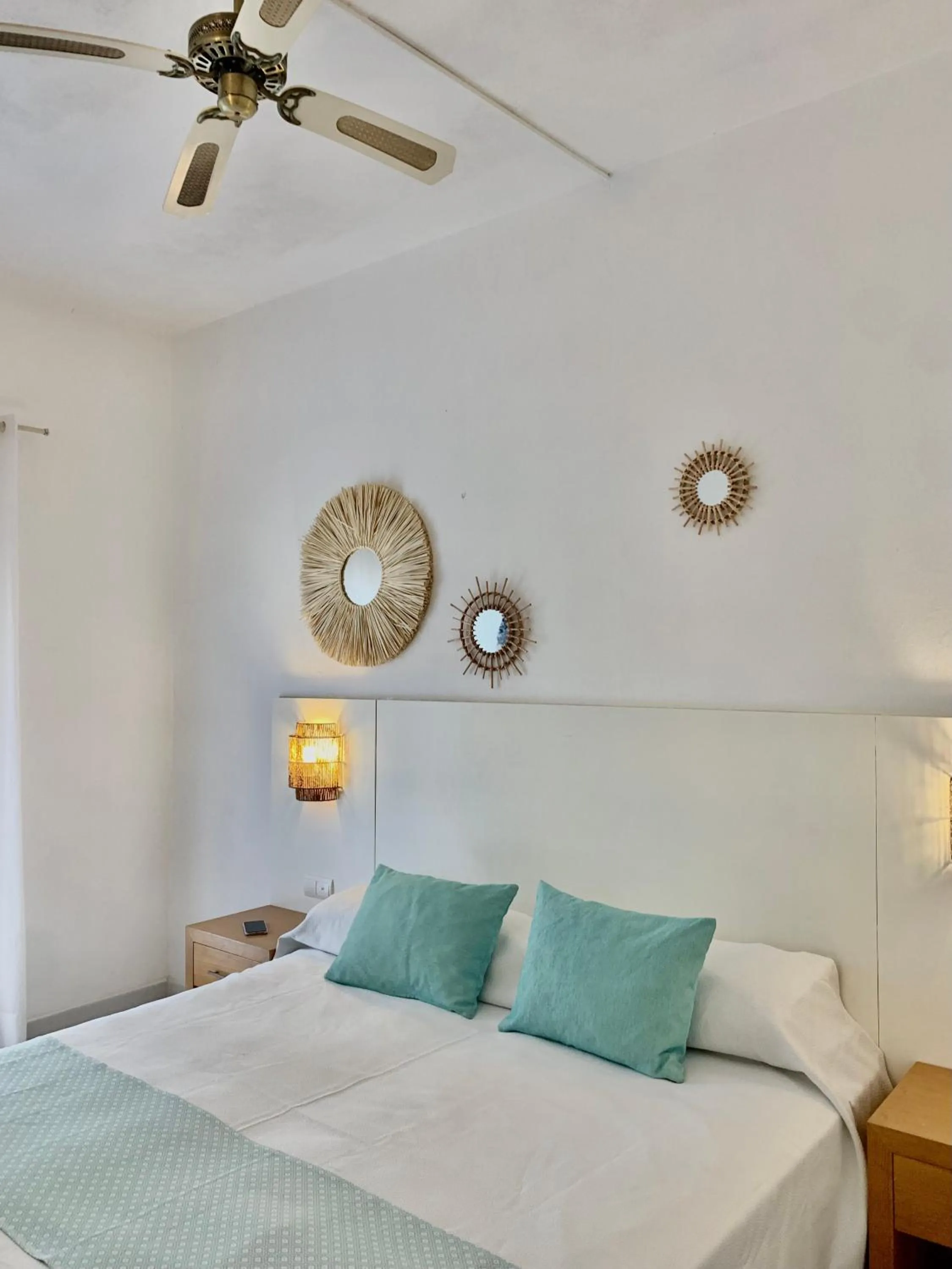 Bed in Hotel Tagomago