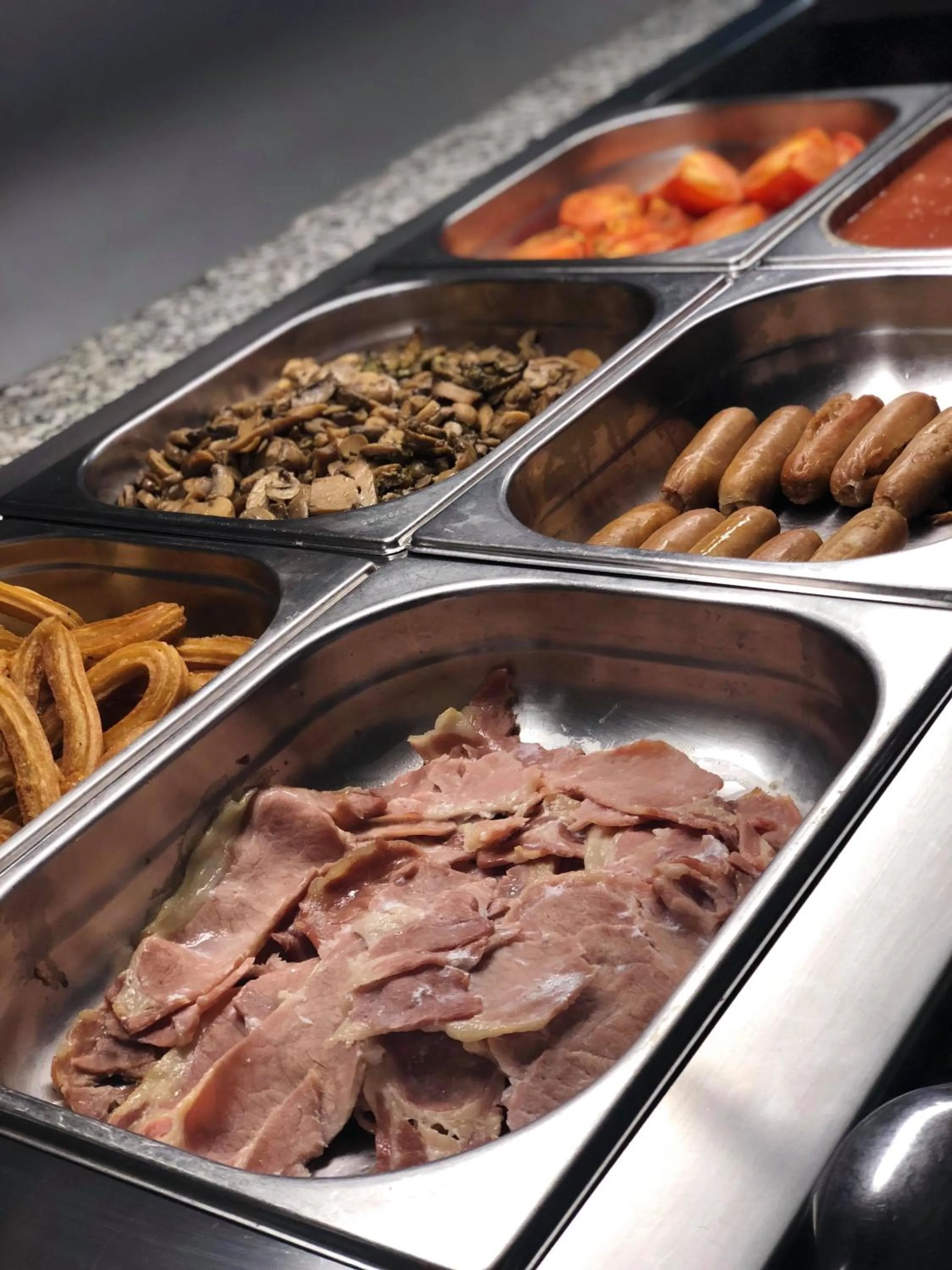 Restaurant/places to eat in Hotel Tagomago