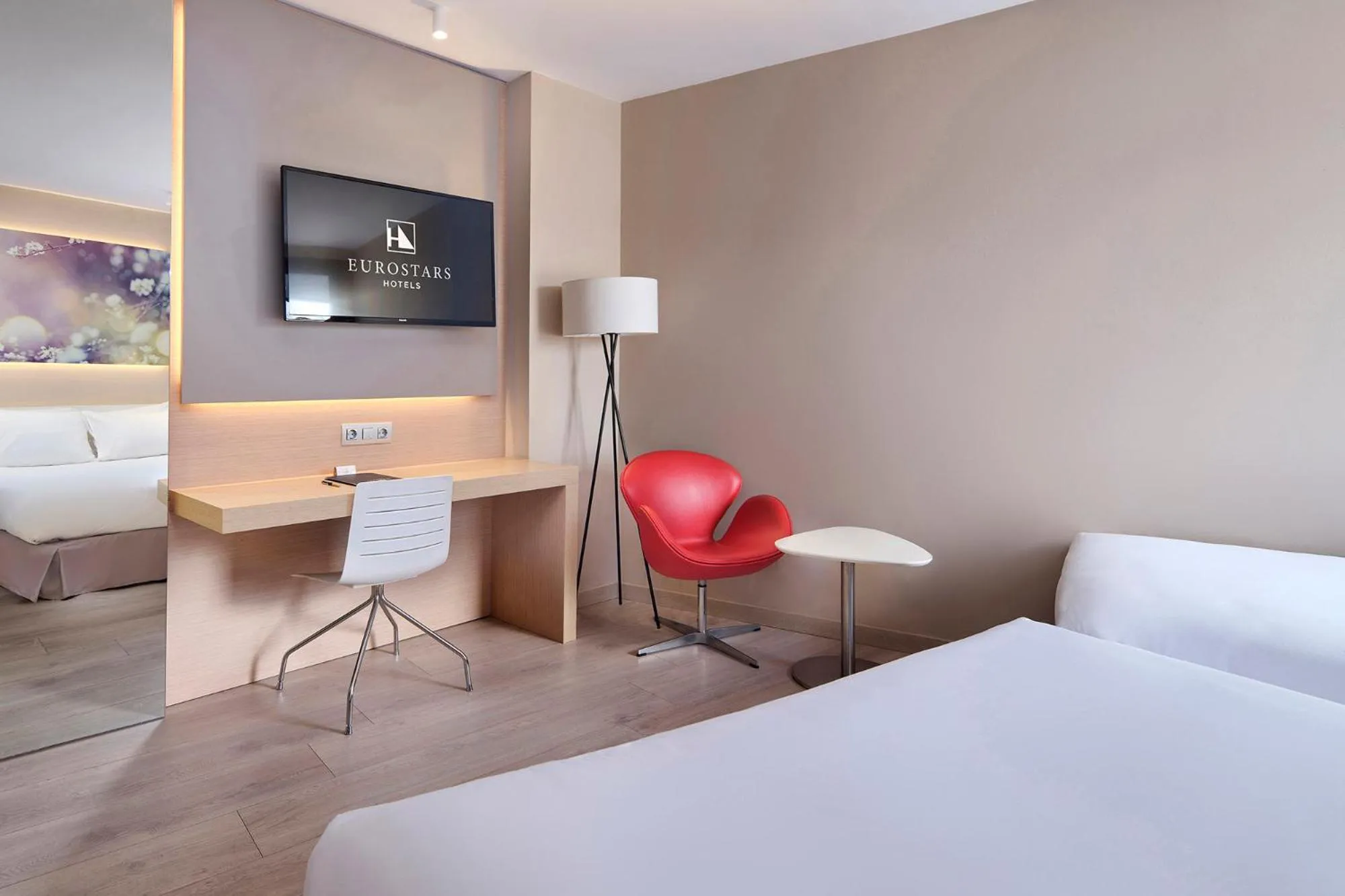 Bed in Eurostars Don Cándido