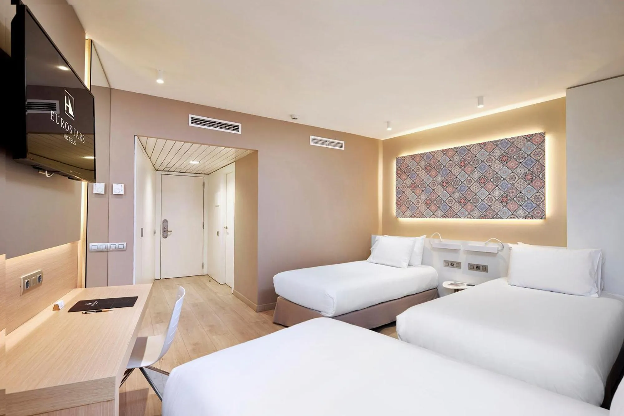 Bed in Eurostars Don Cándido