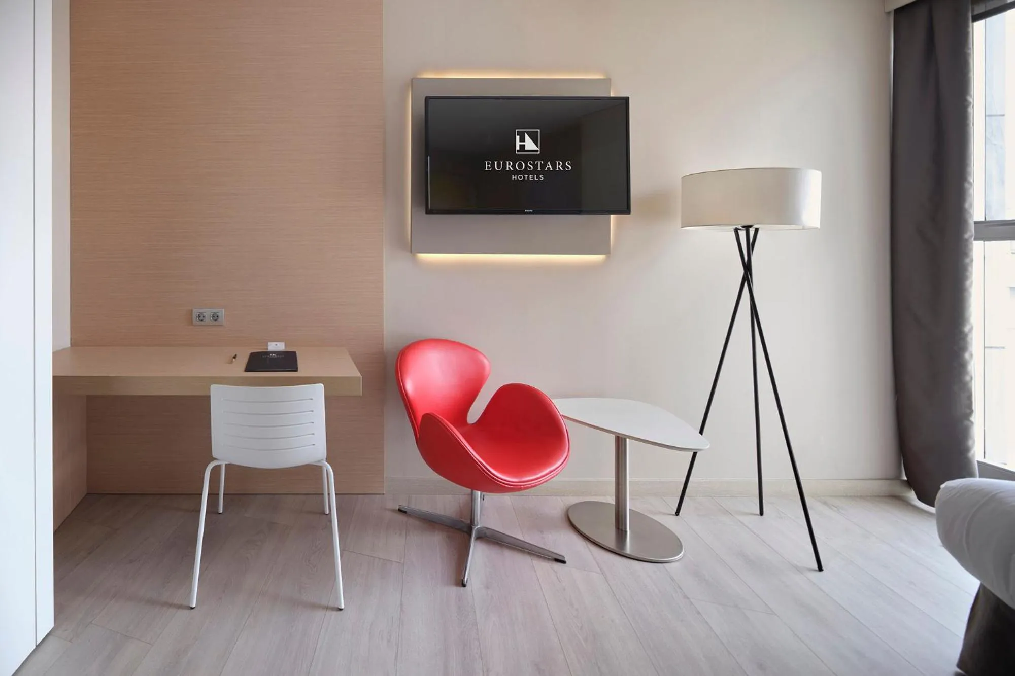 Bed in Eurostars Don Cándido