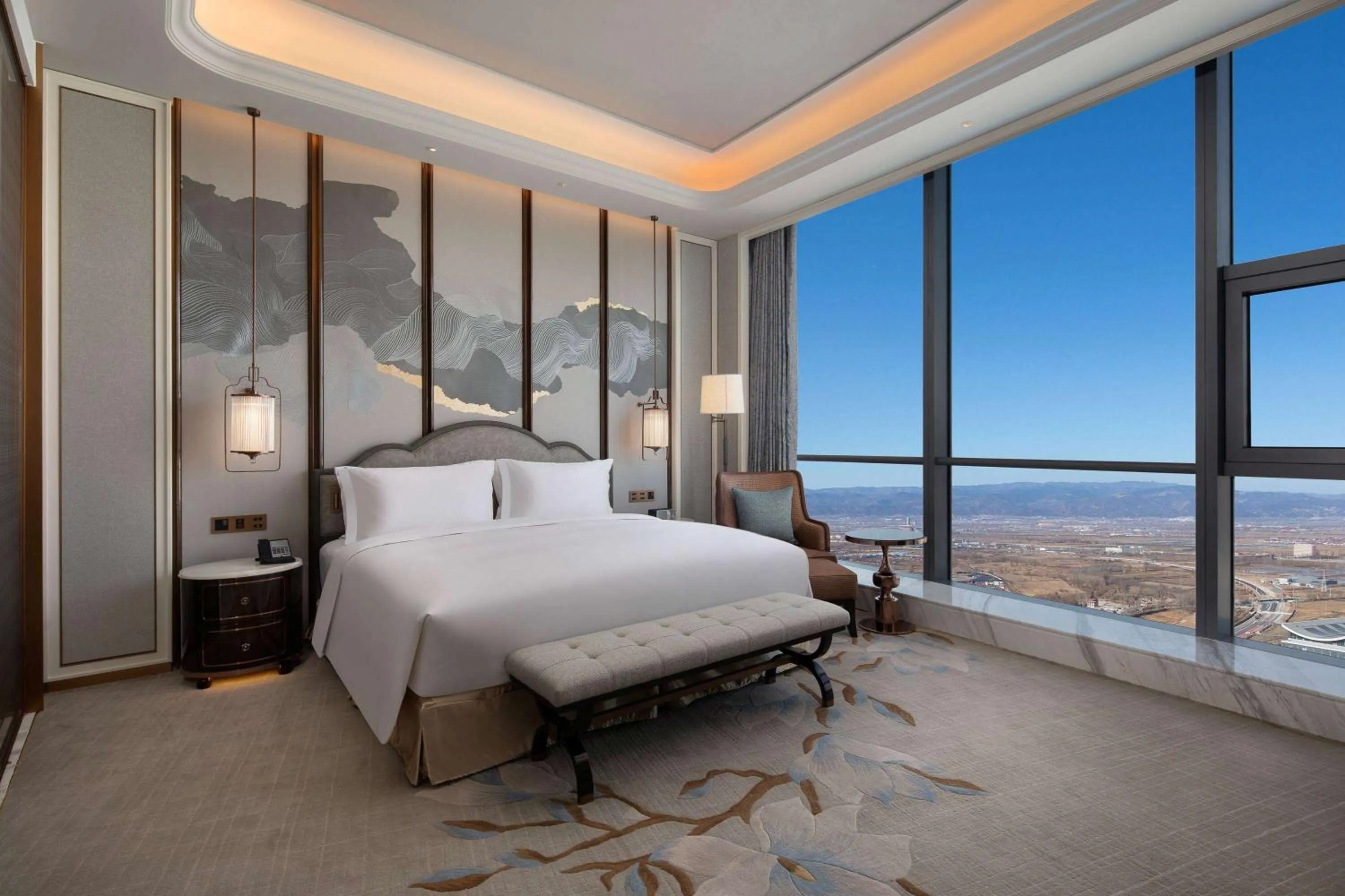 Photo of the whole room, Bed in Wyndham Grand Shanxi Xiaohe Xincheng