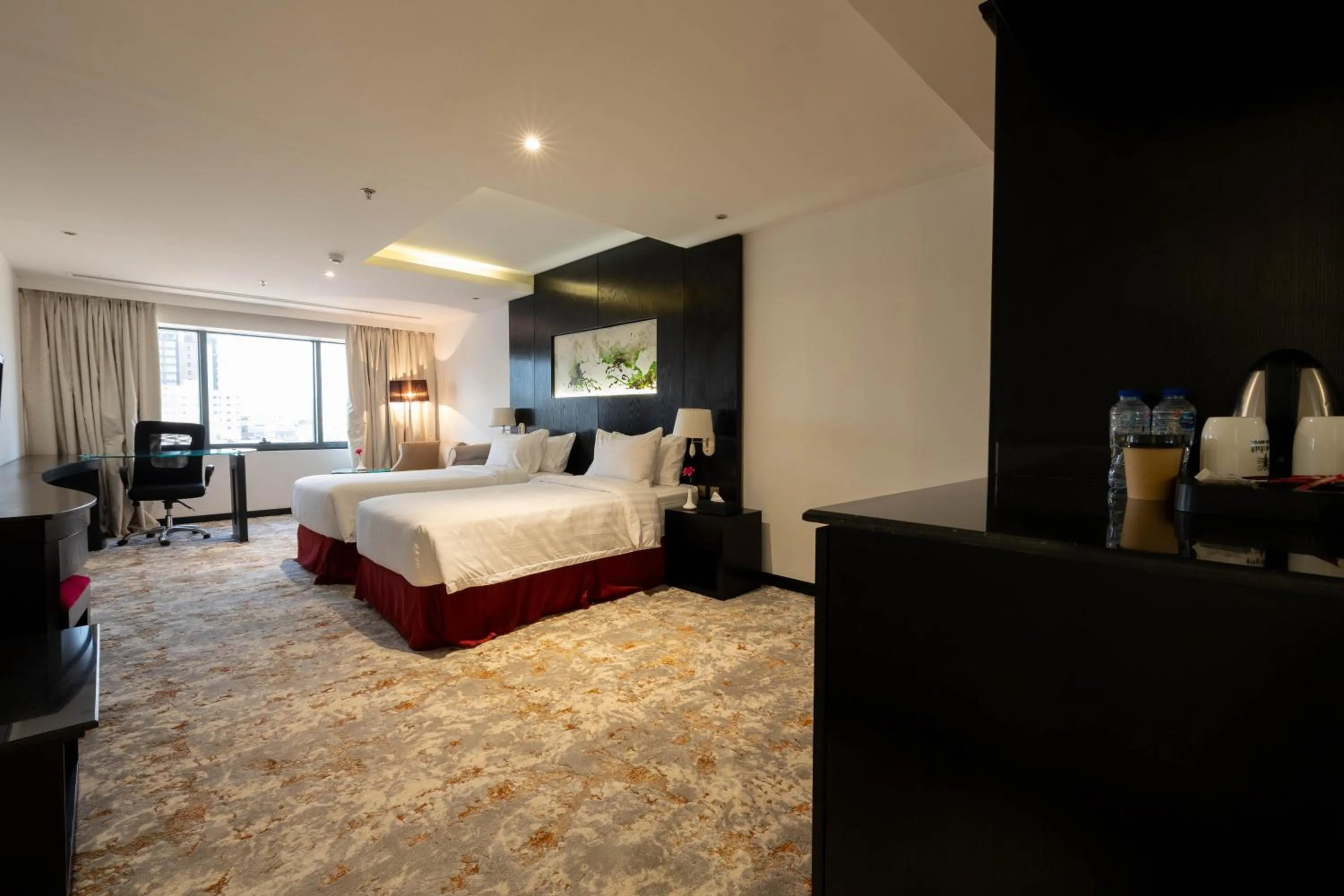 Bedroom, Bed in Mira Business Hotel