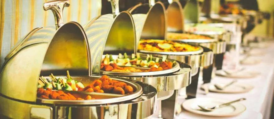 Restaurant/places to eat in Mira Business Hotel