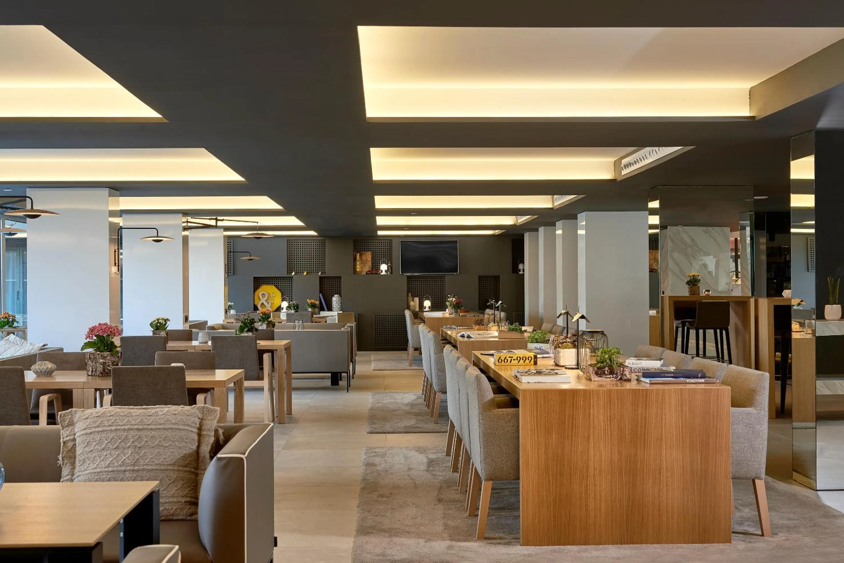 Restaurant/places to eat in INNSiDE by Meliá Palma Bosque