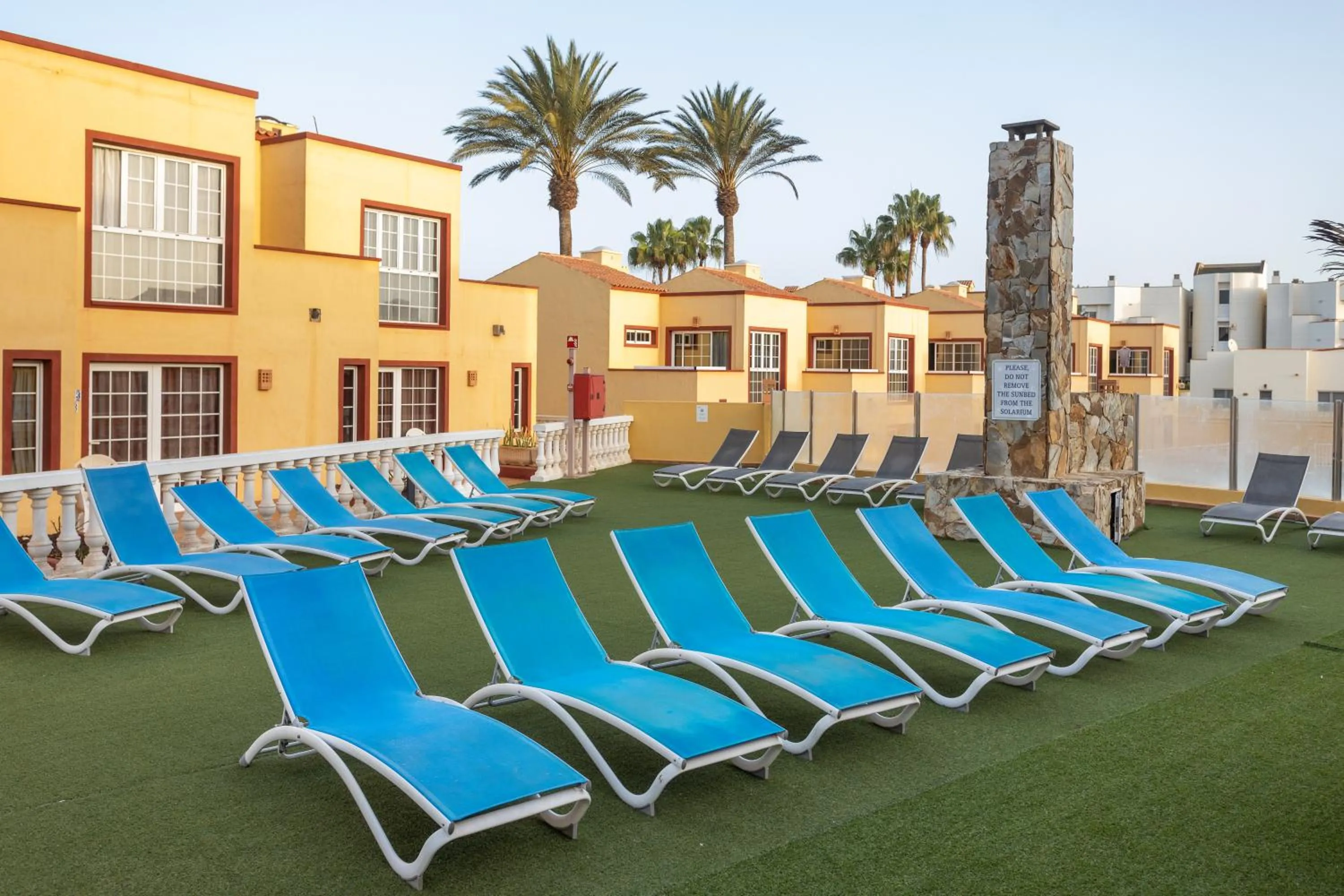 Solarium in Apartamentos Maxorata Beach