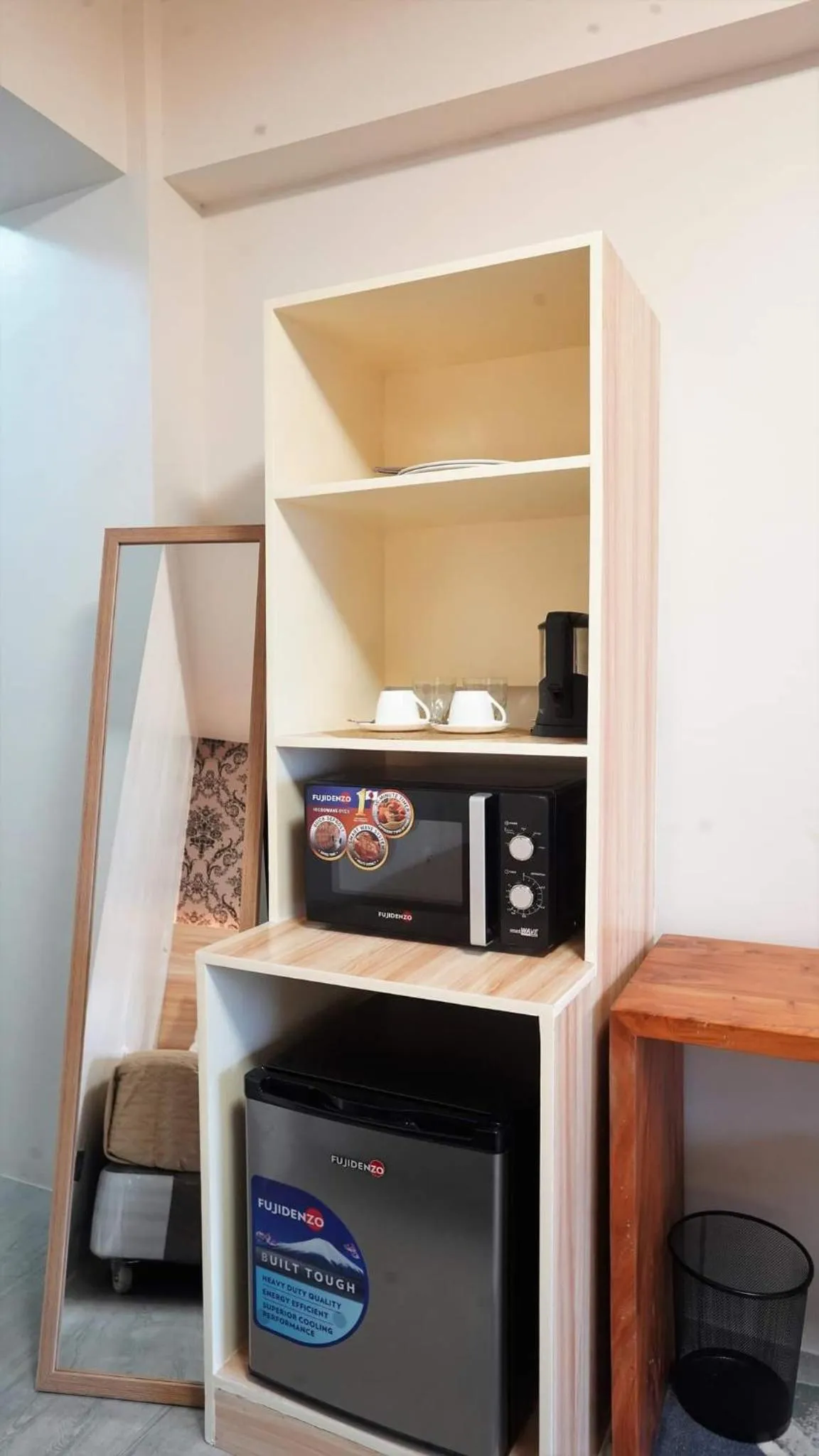 Relaxing Studio five in Bacolod across Ayala Mall