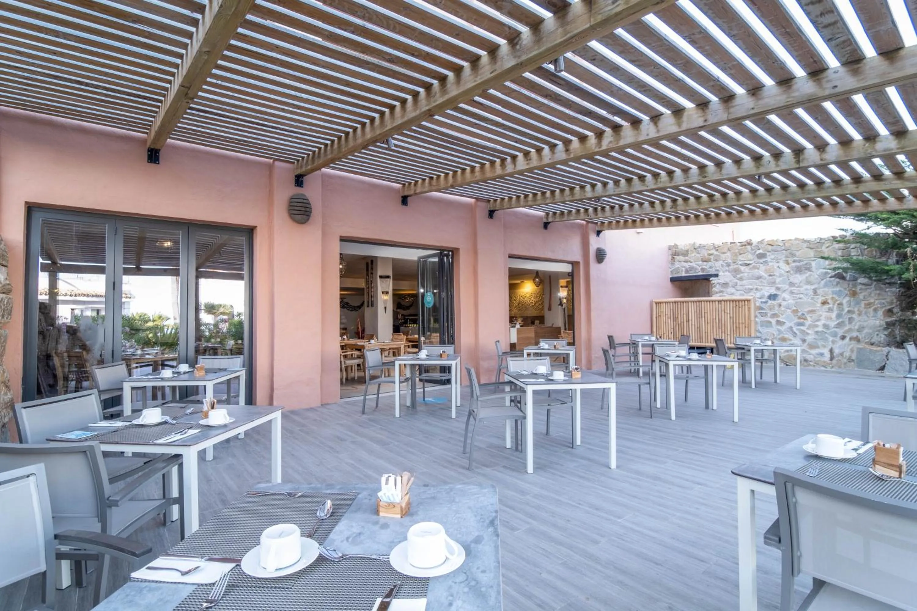 Restaurant/places to eat in El Cortijo de Zahara by QHotels