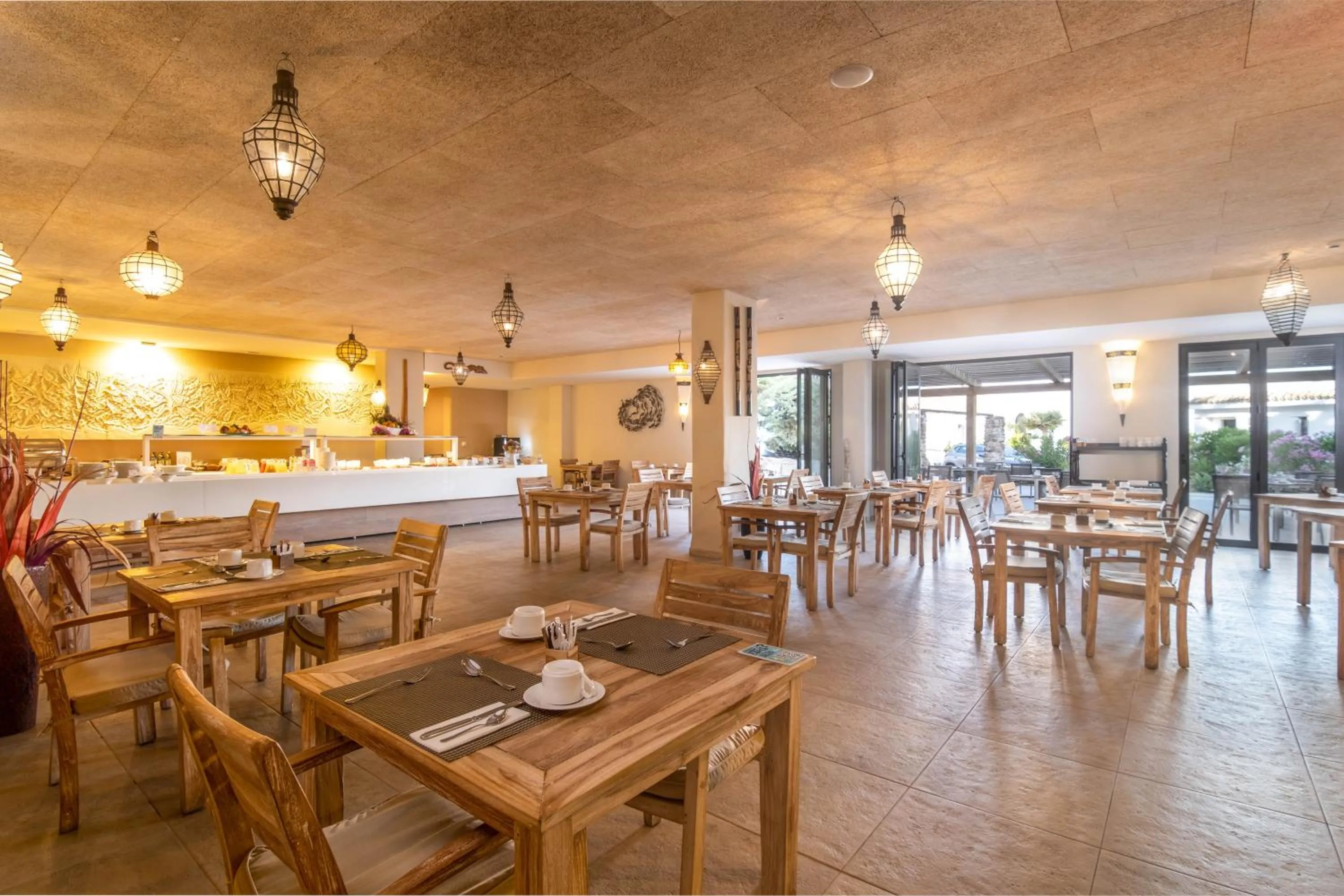 Restaurant/places to eat in El Cortijo de Zahara by QHotels