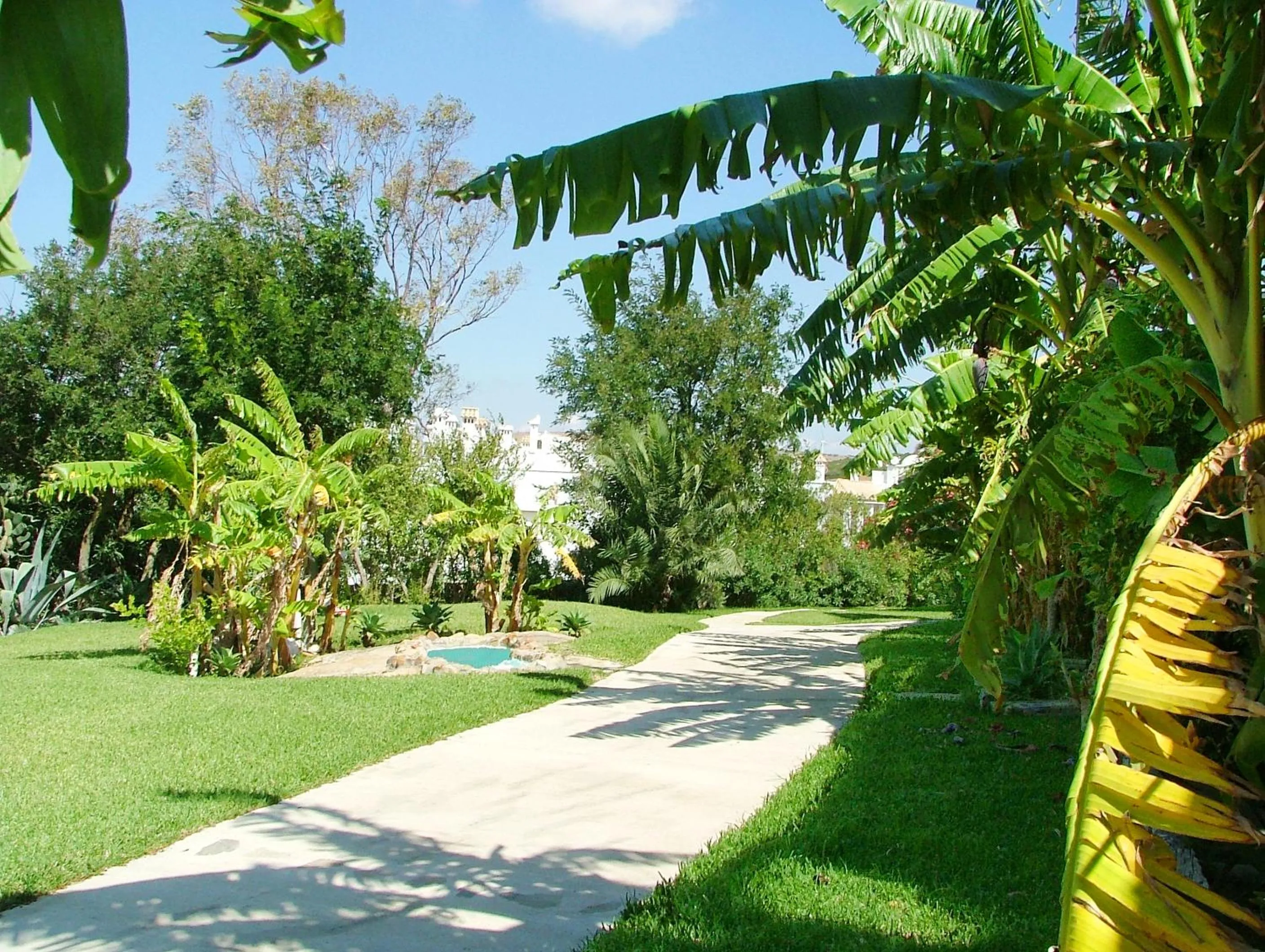 Garden in El Cortijo de Zahara by QHotels