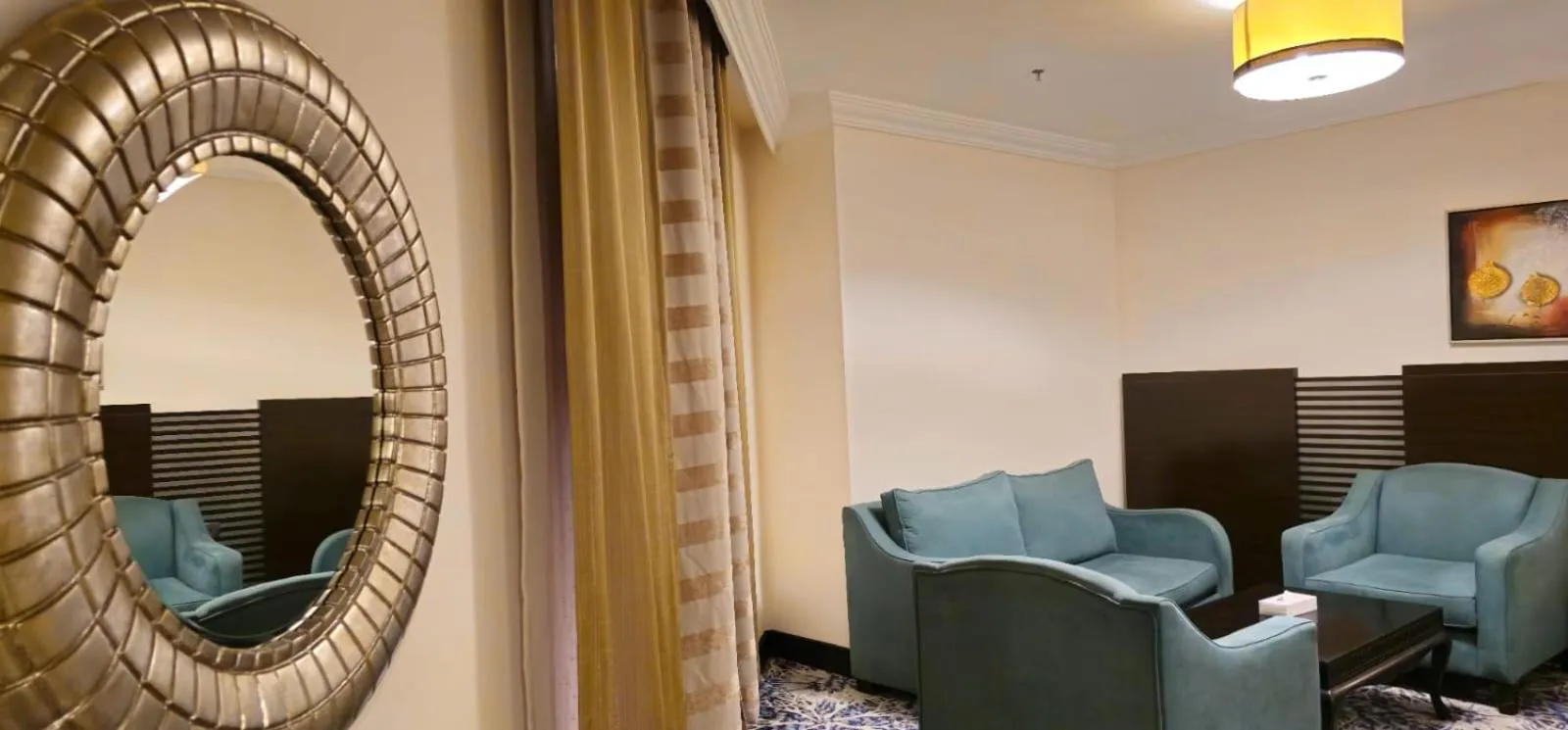 Seating area in Al Hidayah Towers Hotel