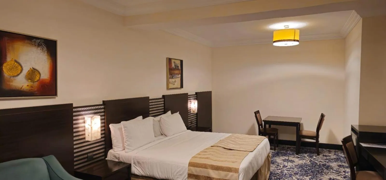 Bedroom, Bed in Al Hidayah Towers Hotel