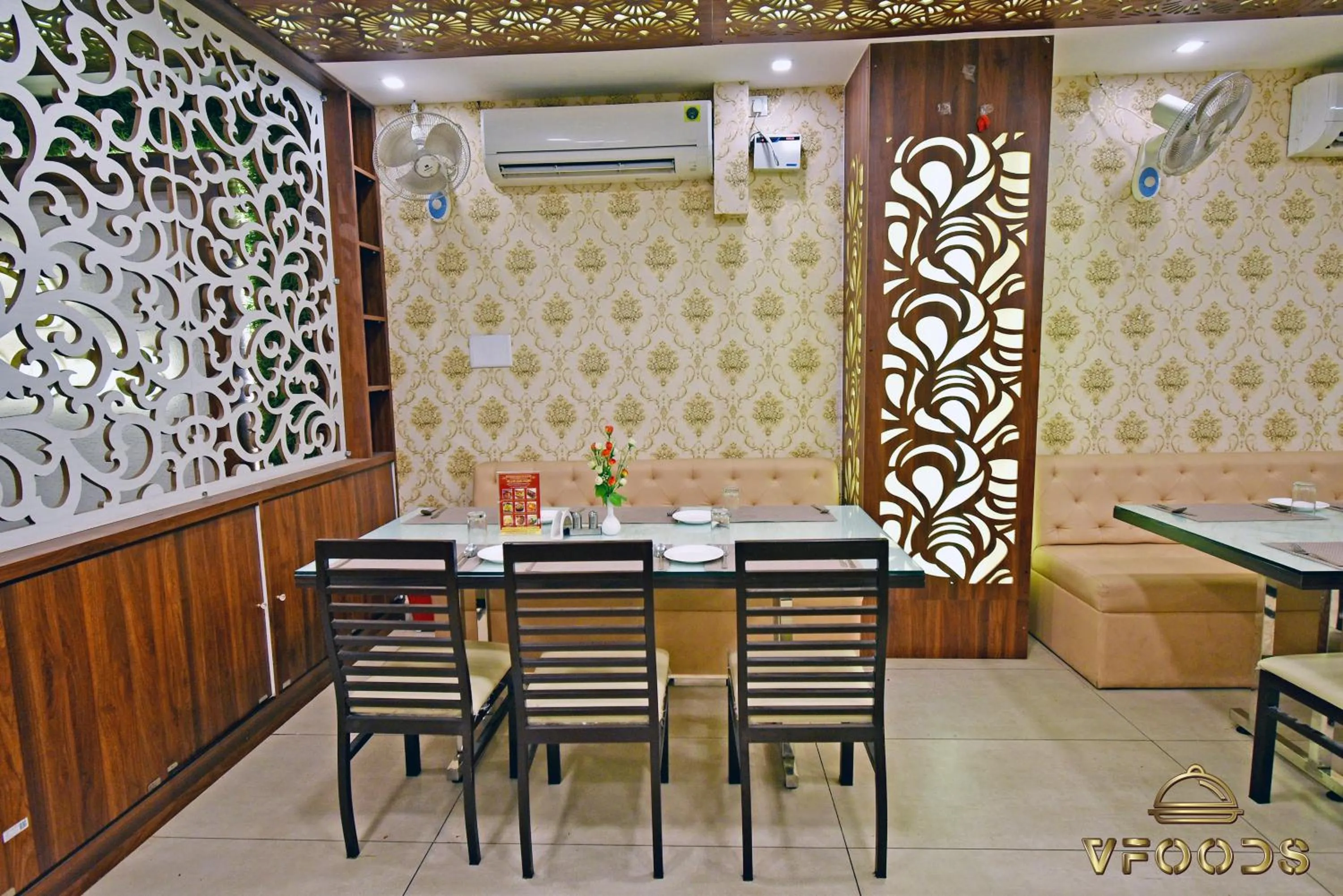 Dining area in Hotel Vi Park - City Centre