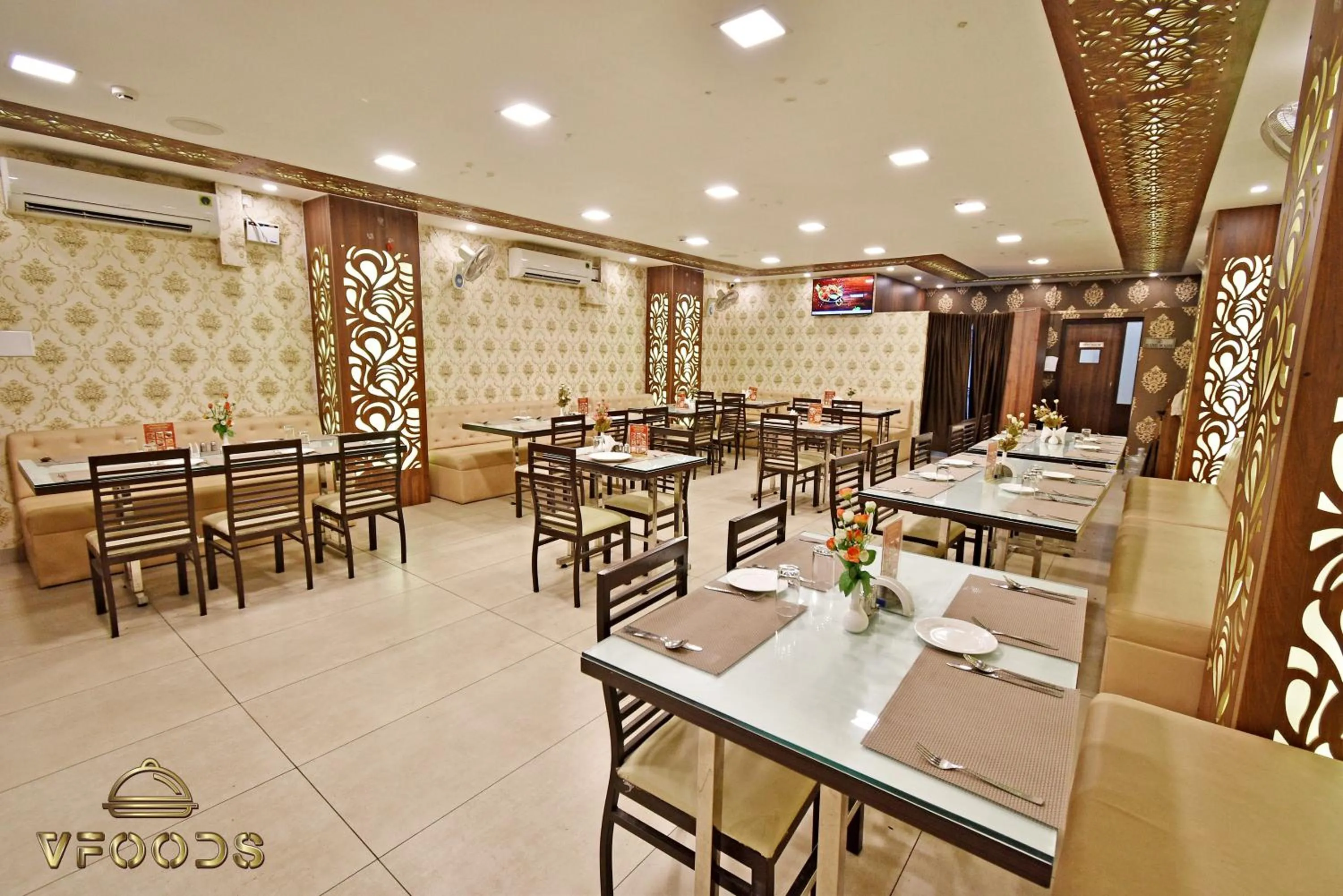 Restaurant/places to eat in Hotel Vi Park - City Centre