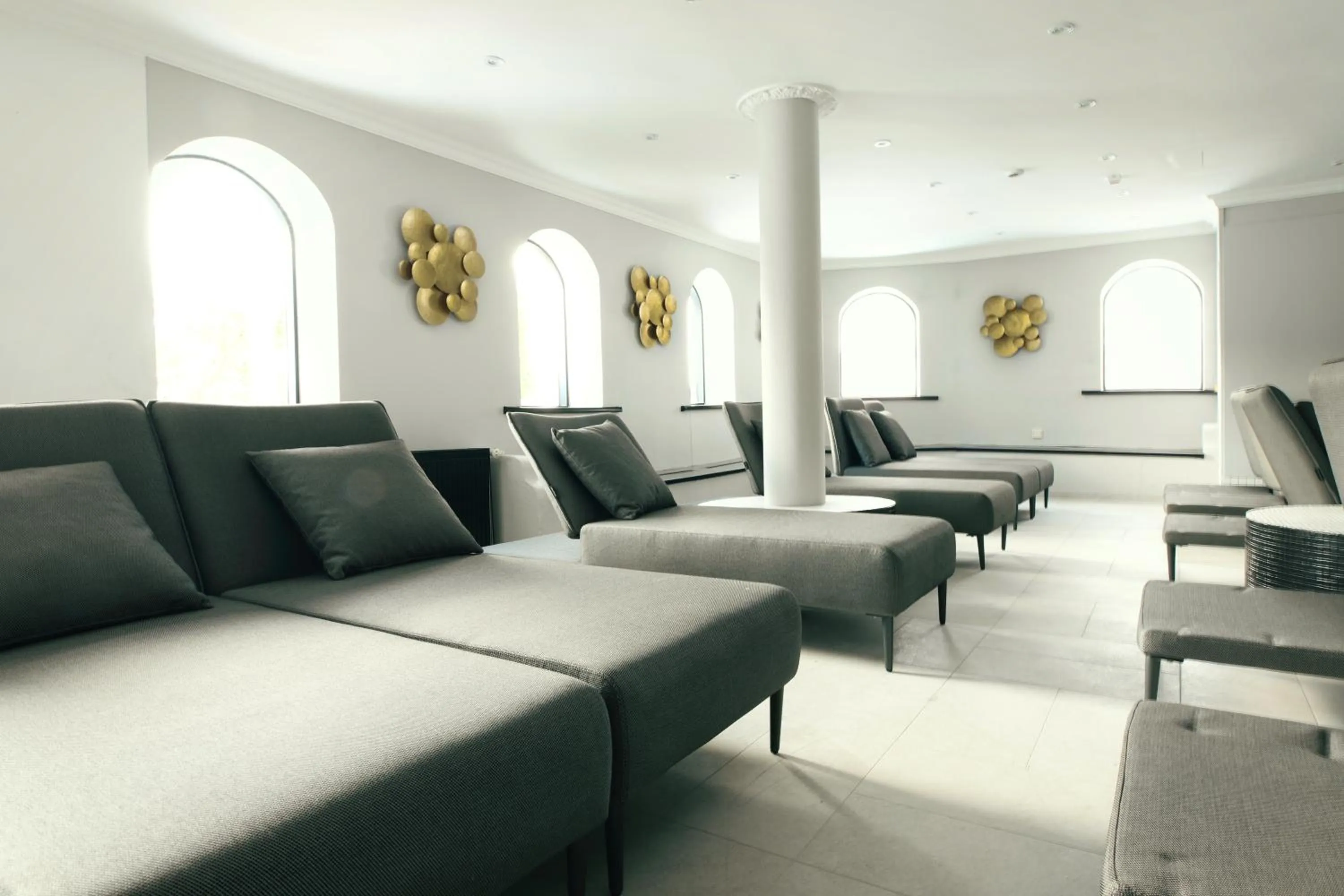 Pool view in Das Kronberg Hotel - Adults Only - inkl Soft- und Heißgetränkeflat