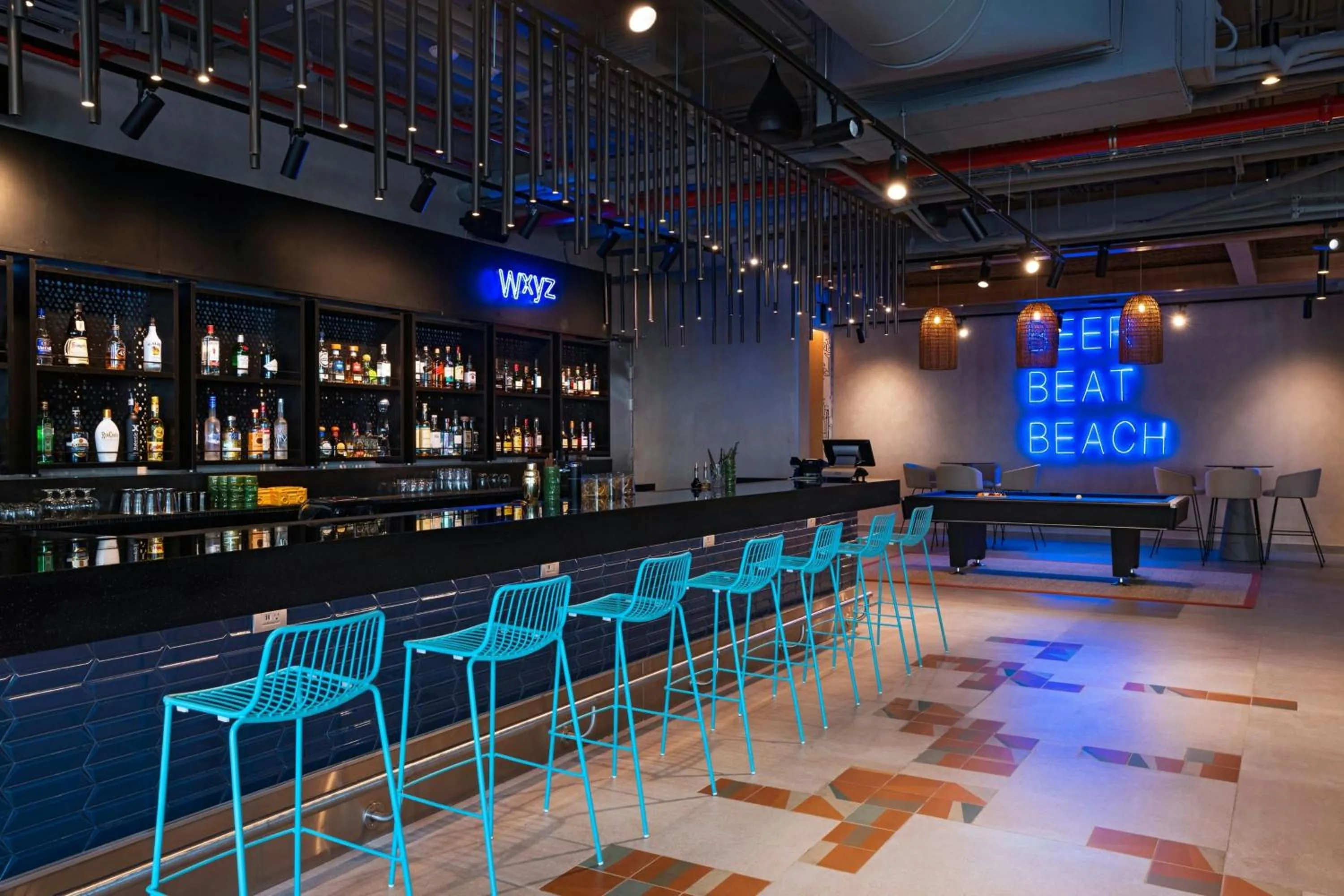 Lounge or bar in Aloft Playa del Carmen