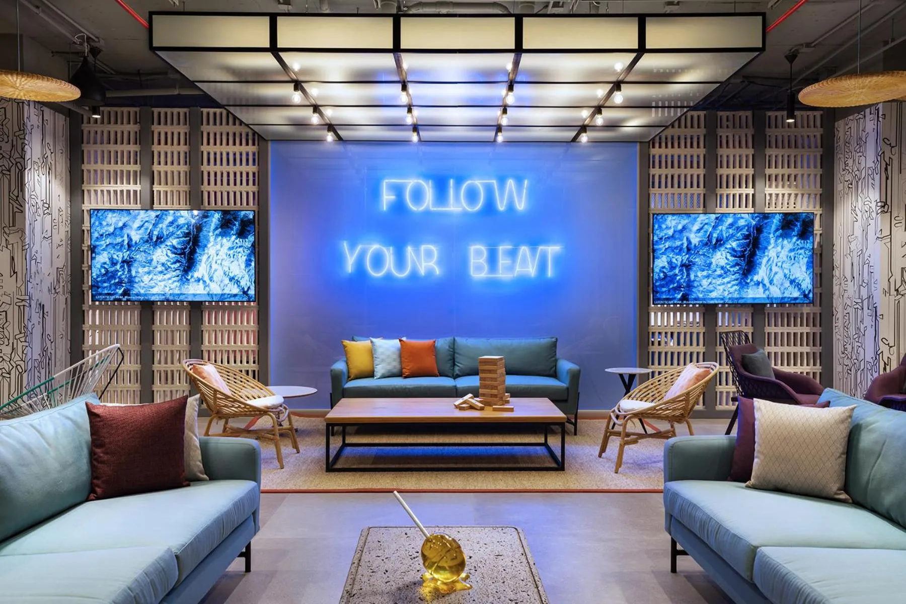 Seating area in Aloft Playa del Carmen