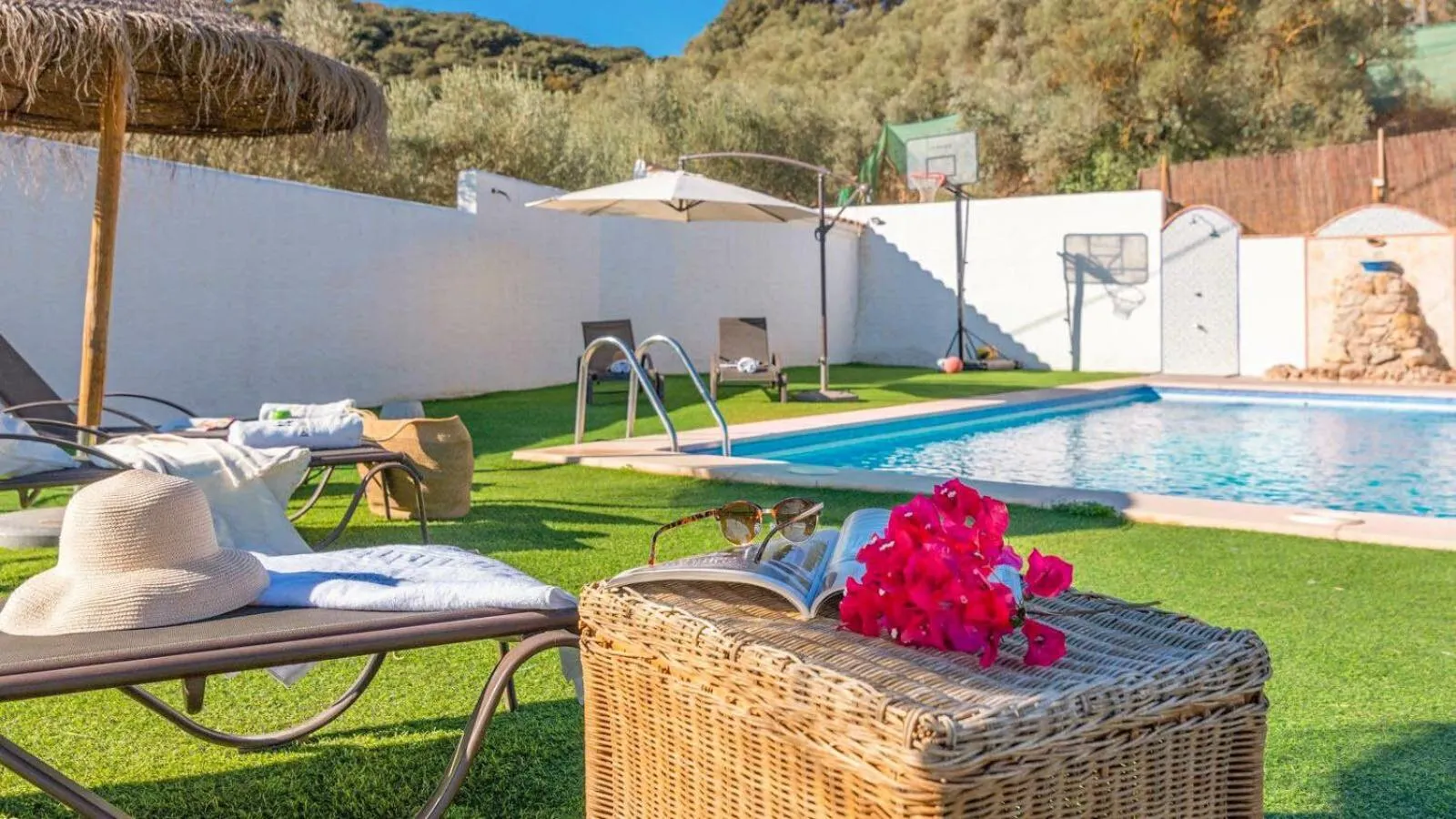 Swimming pool in Casa La Pradera Antequera by Ruralidays