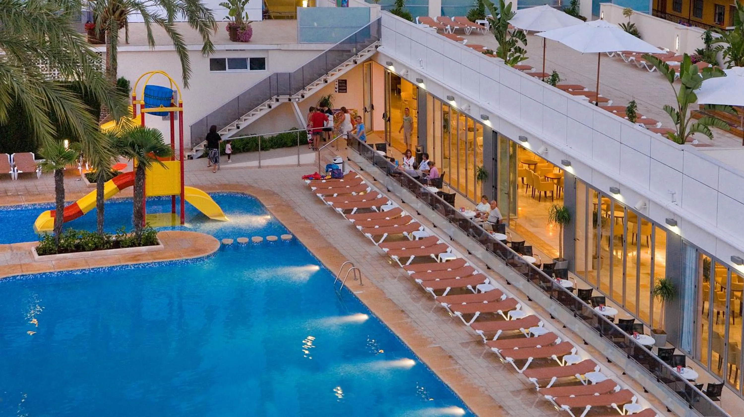 Pool view in Hotel RH Bayren Parc