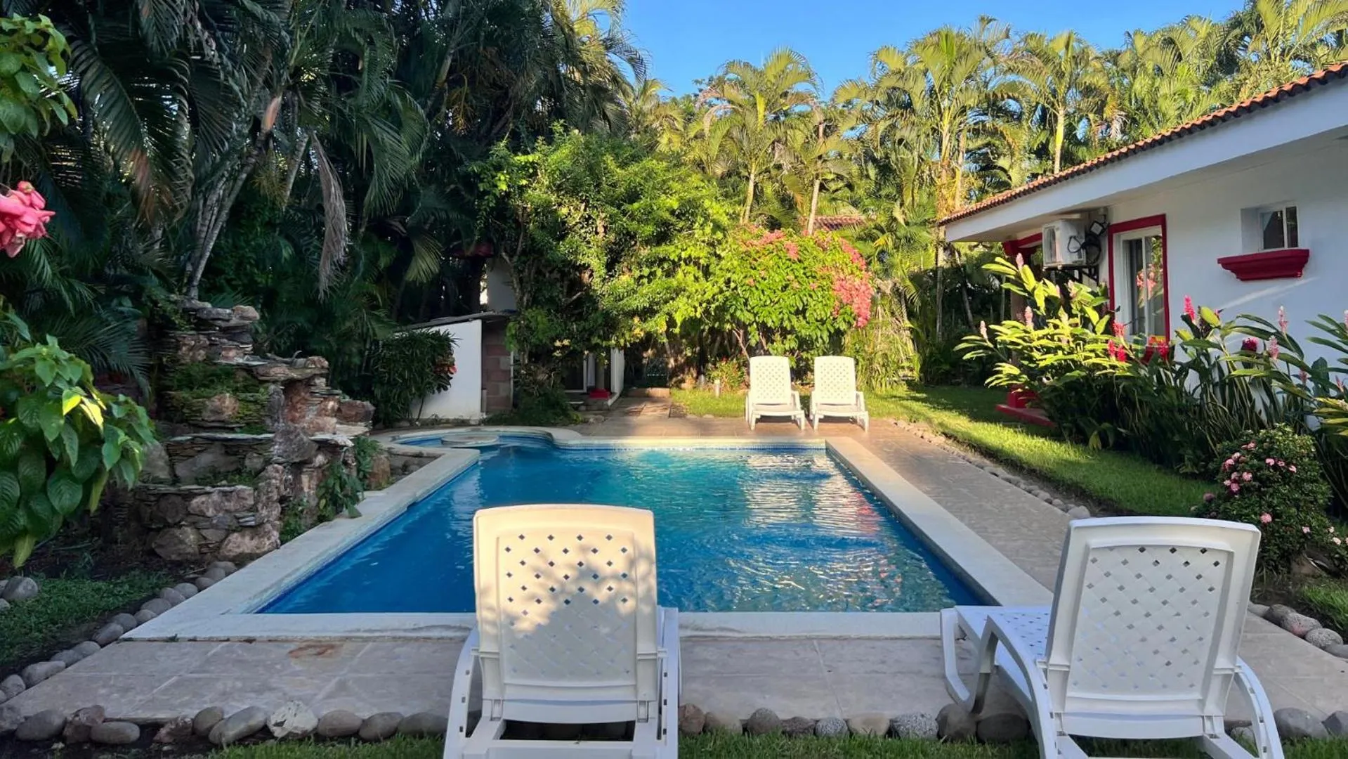 Swimming pool in Quinta Luna Mar, Residencial Las Veraneras