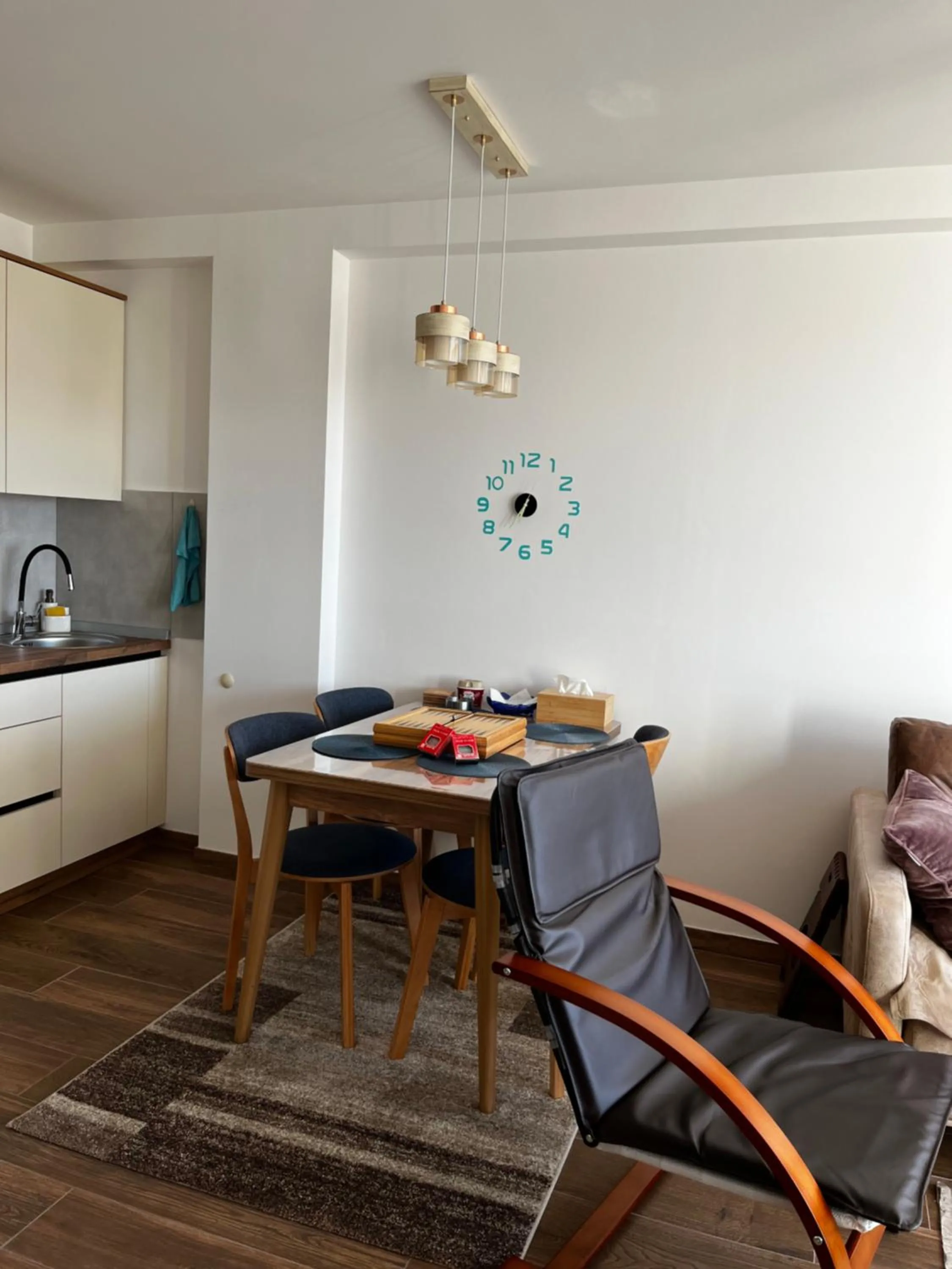 Kitchen or kitchenette in Apartments Myna in Kraljevi Cardaci