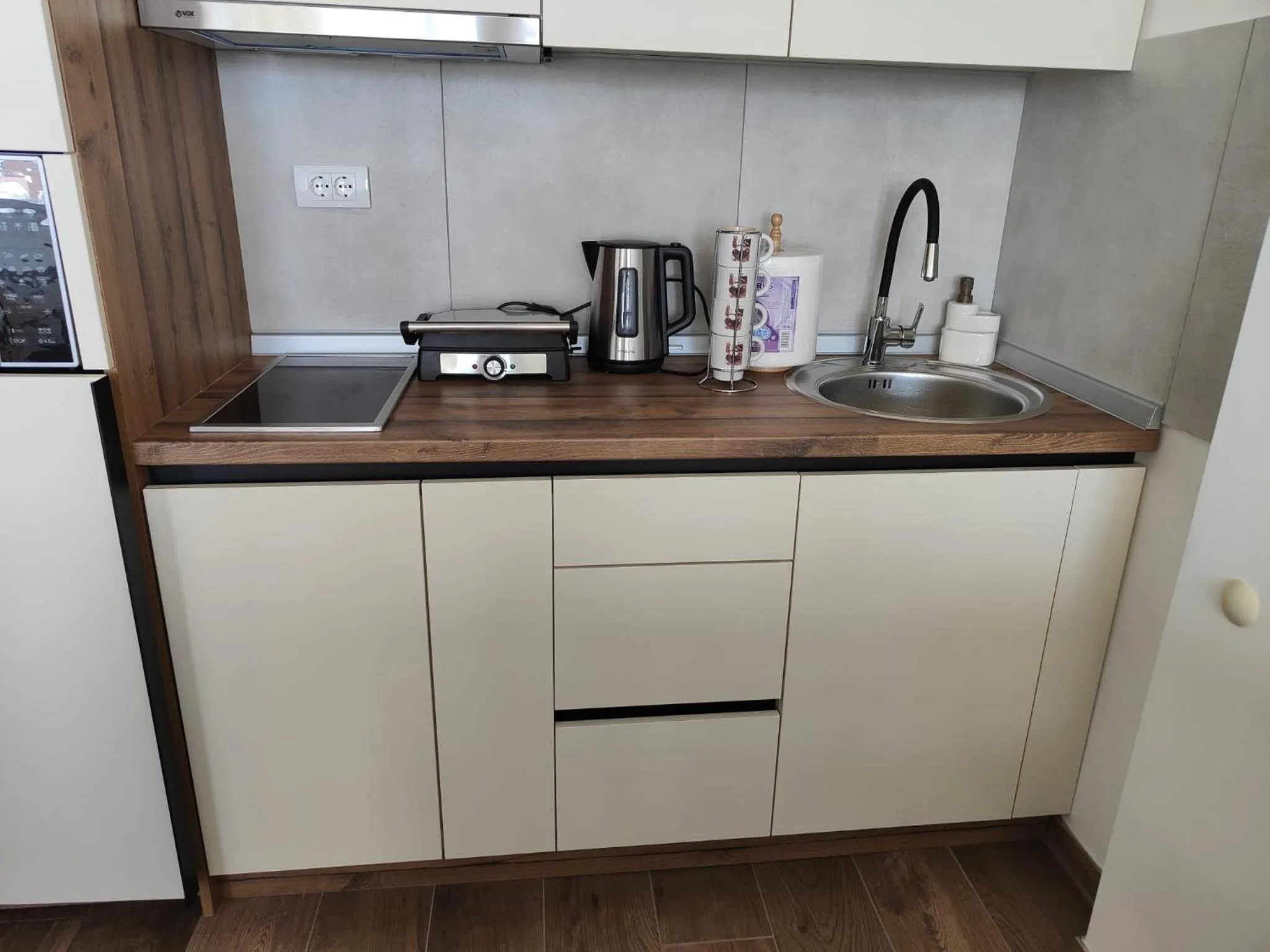 Coffee/tea facilities in Apartments Myna in Kraljevi Cardaci