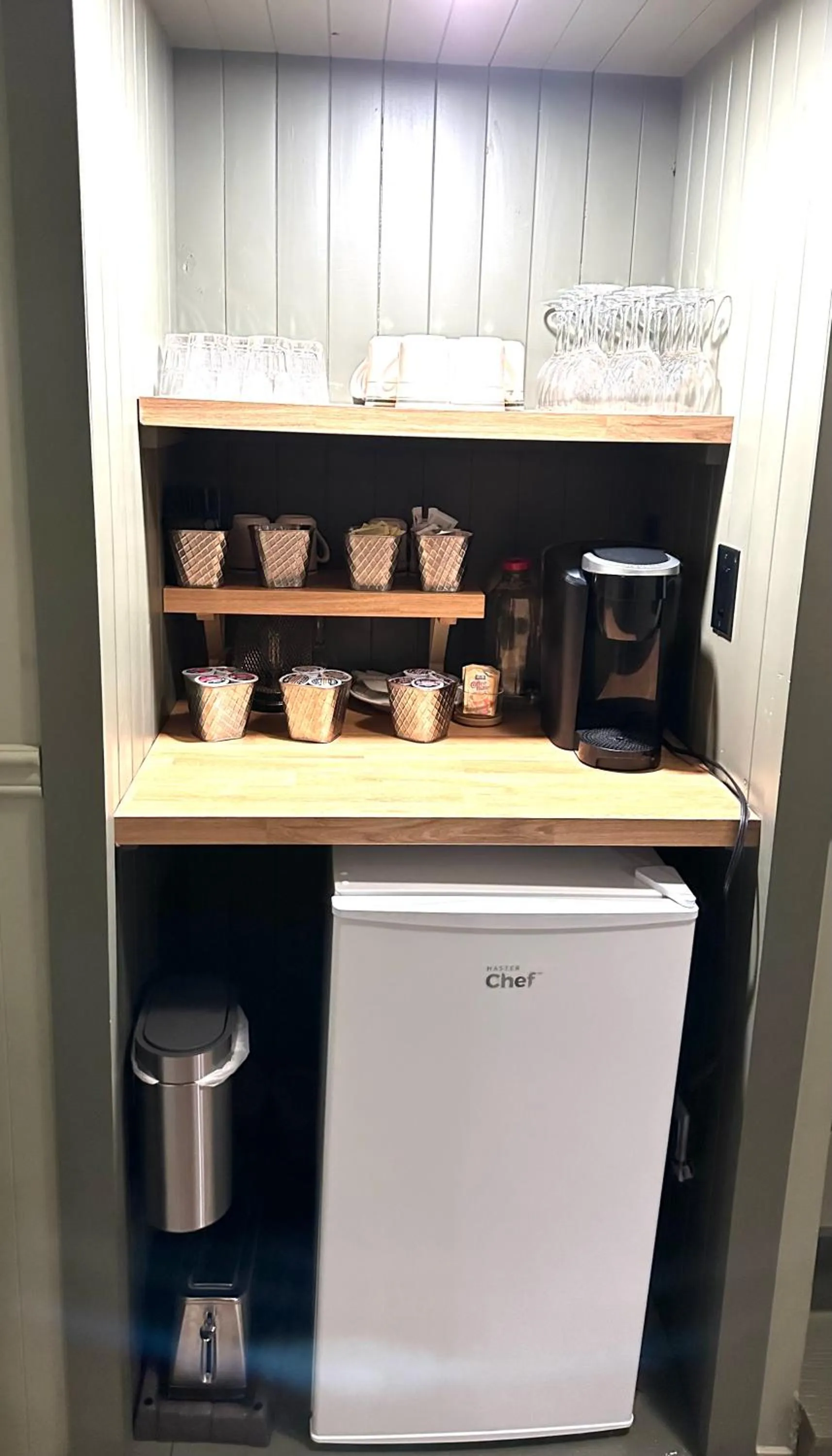 Coffee/tea facilities in Auberge des Cantons