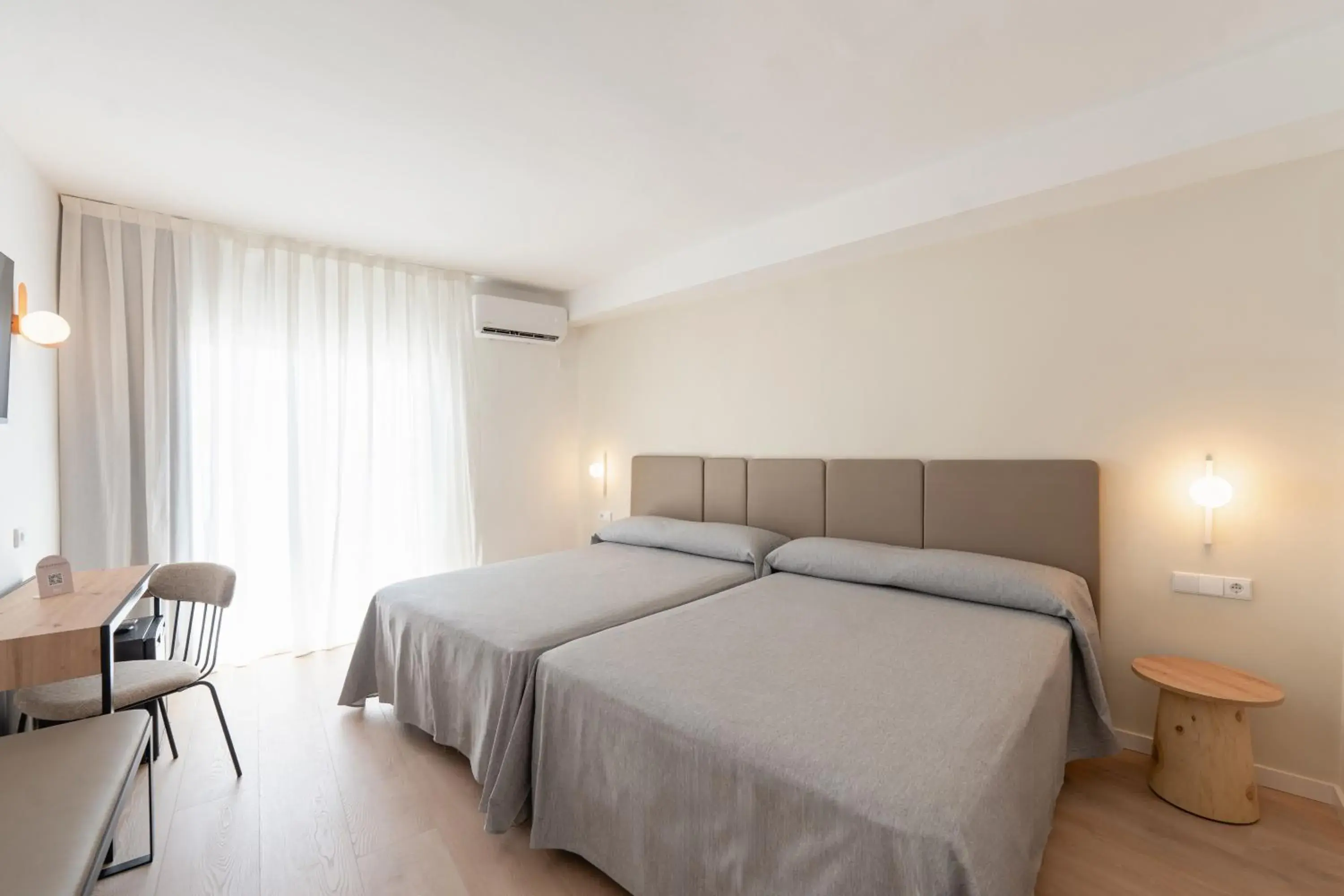 Superior Double Room with Terrace (2 Adults + 1 Child) in Hotel RH Sol Superior Double Room with Terrace (2 Adults + 1 Child) in Hotel RH Sol