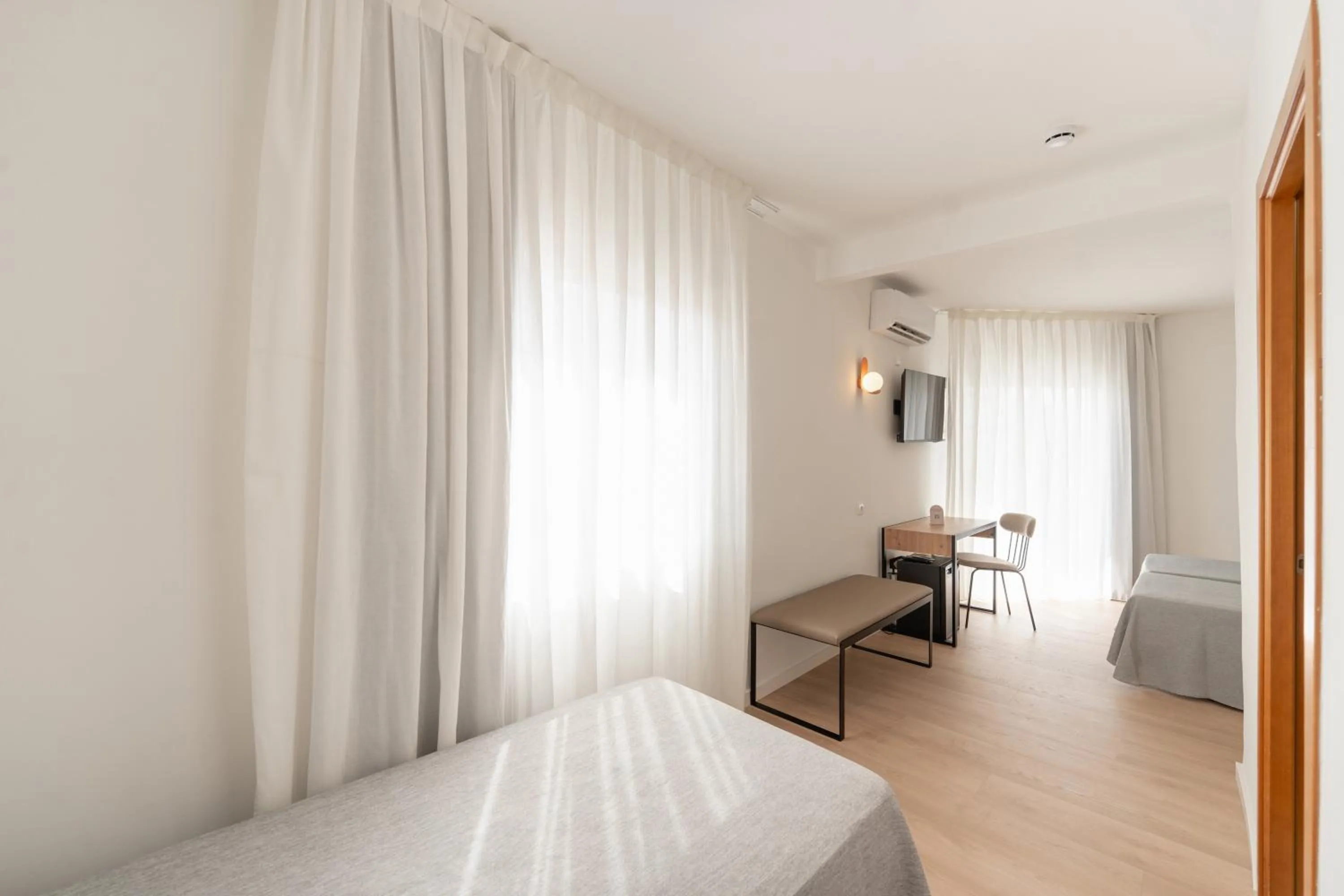 Bedroom, Bed in Hotel RH Sol