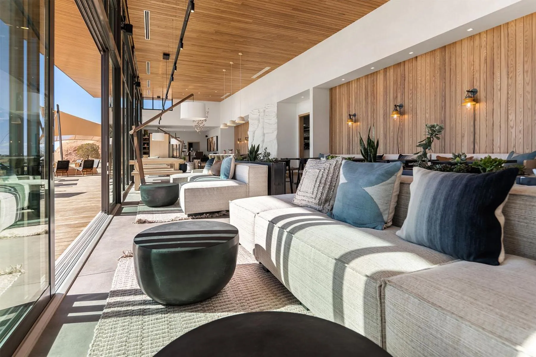 Lounge or bar in ULUM Moab