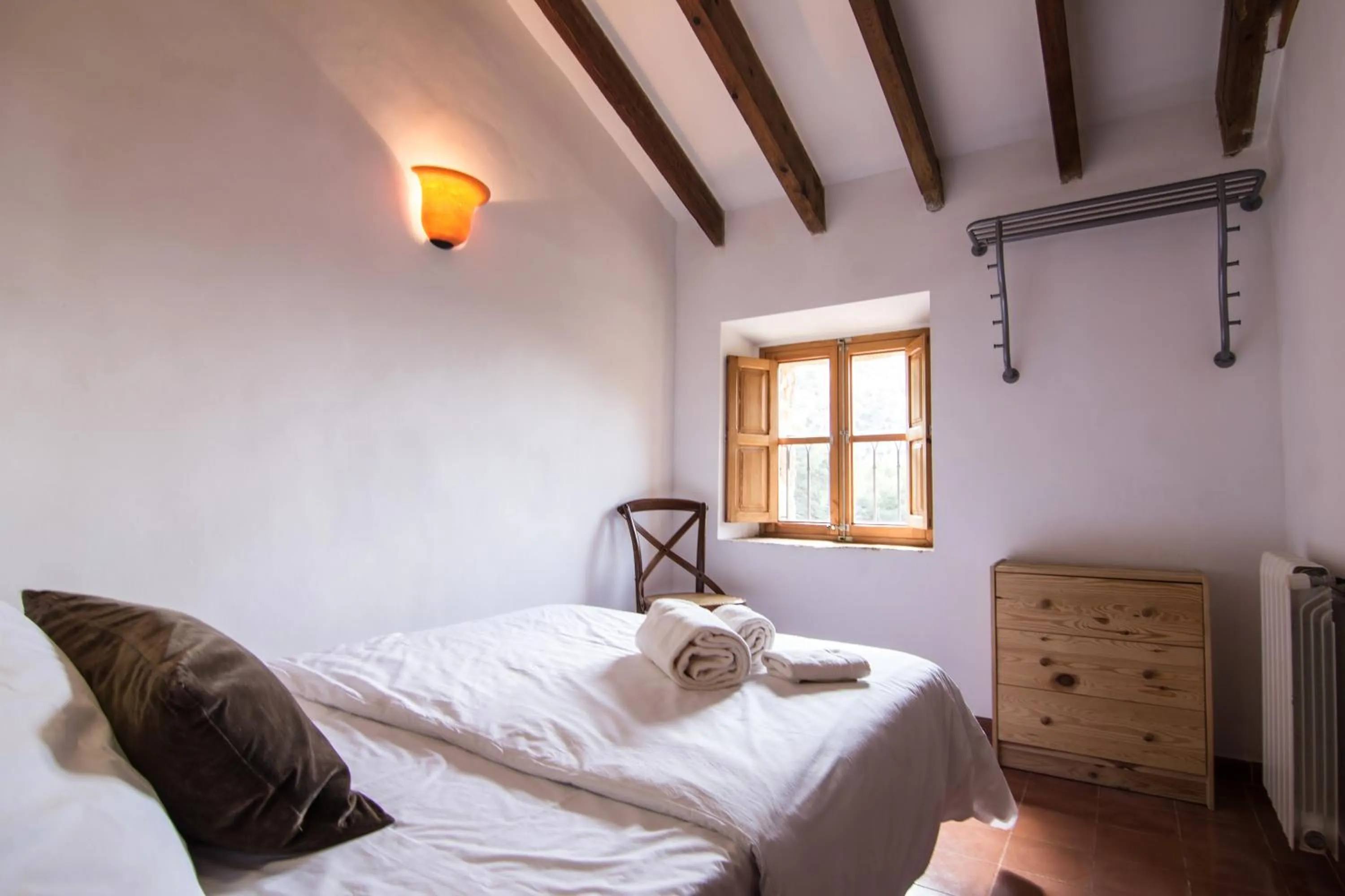 Photo of the whole room, Bed in Petit Hotel Hostatgeria La Victoria