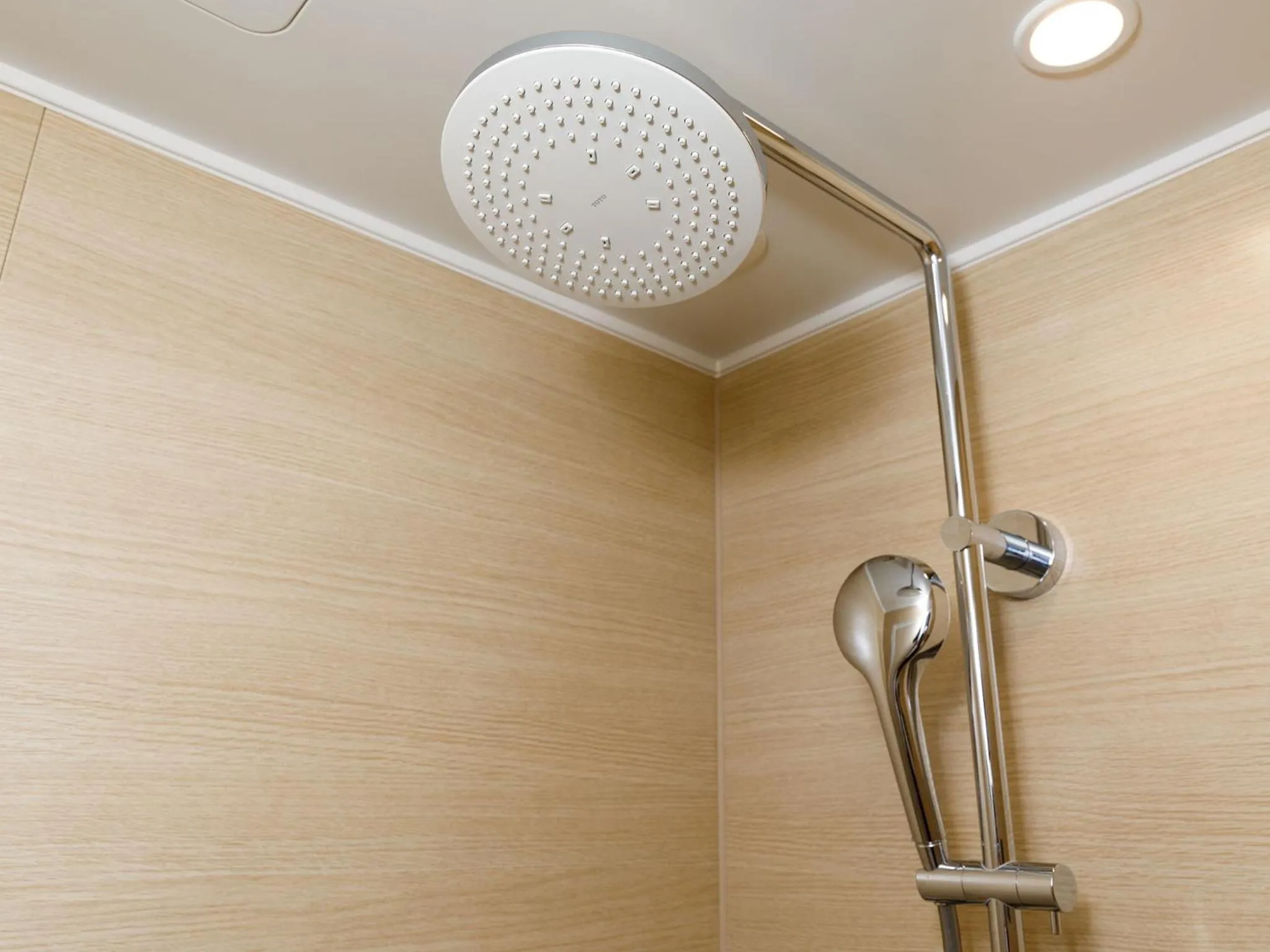 Shower in Nishitetsu Hotel Croom Hakata Gion Kushida Shrine