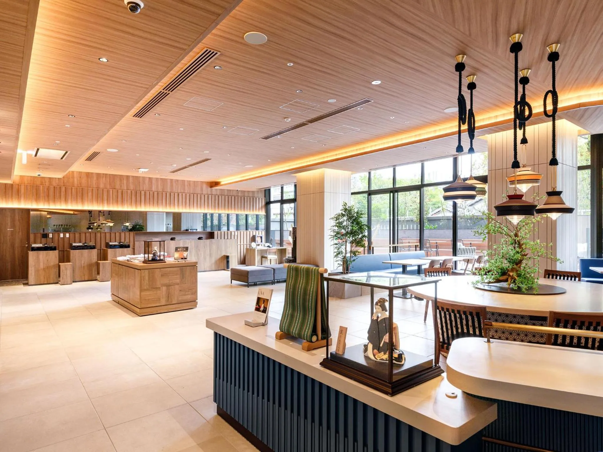 Lobby or reception in Nishitetsu Hotel Croom Hakata Gion Kushida Shrine