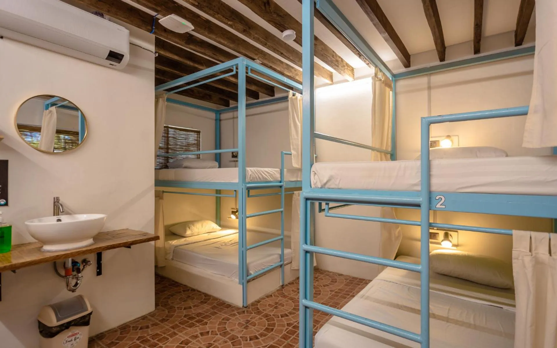 Bed in Mad Monkey Panglao