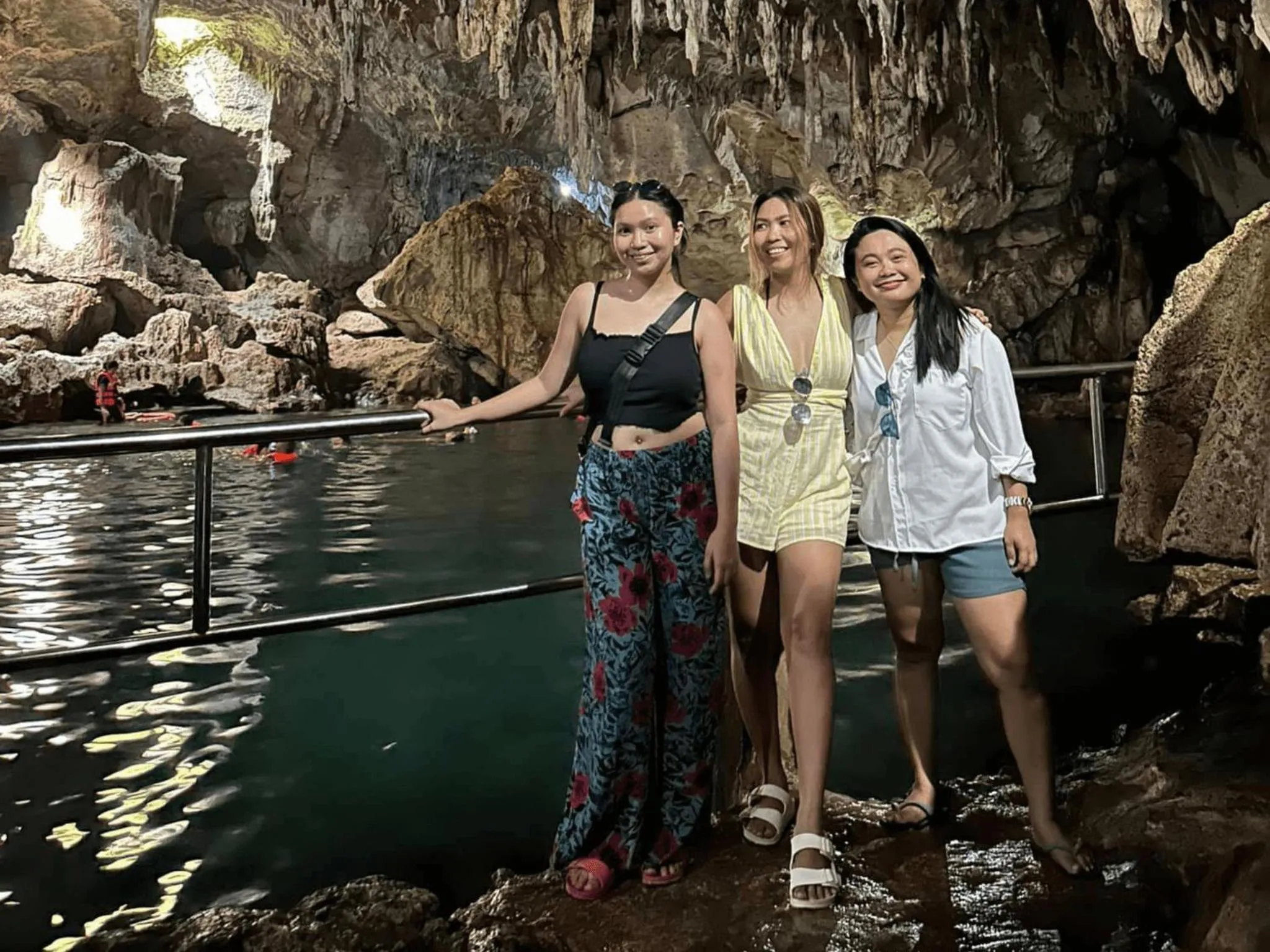 Entertainment in Mad Monkey Panglao