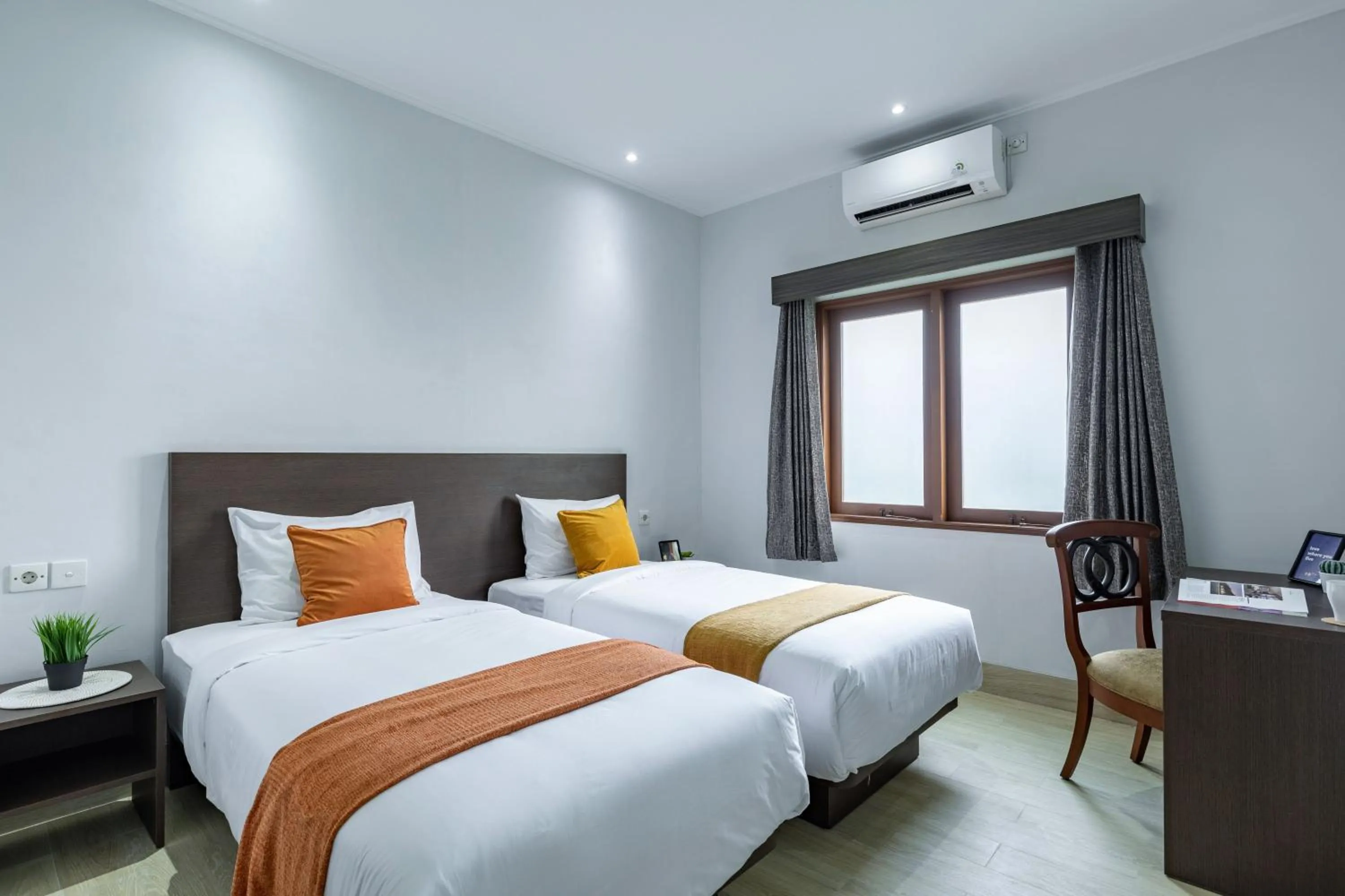 Bedroom, Bed in Cove Matahari Guesthouse Sunset