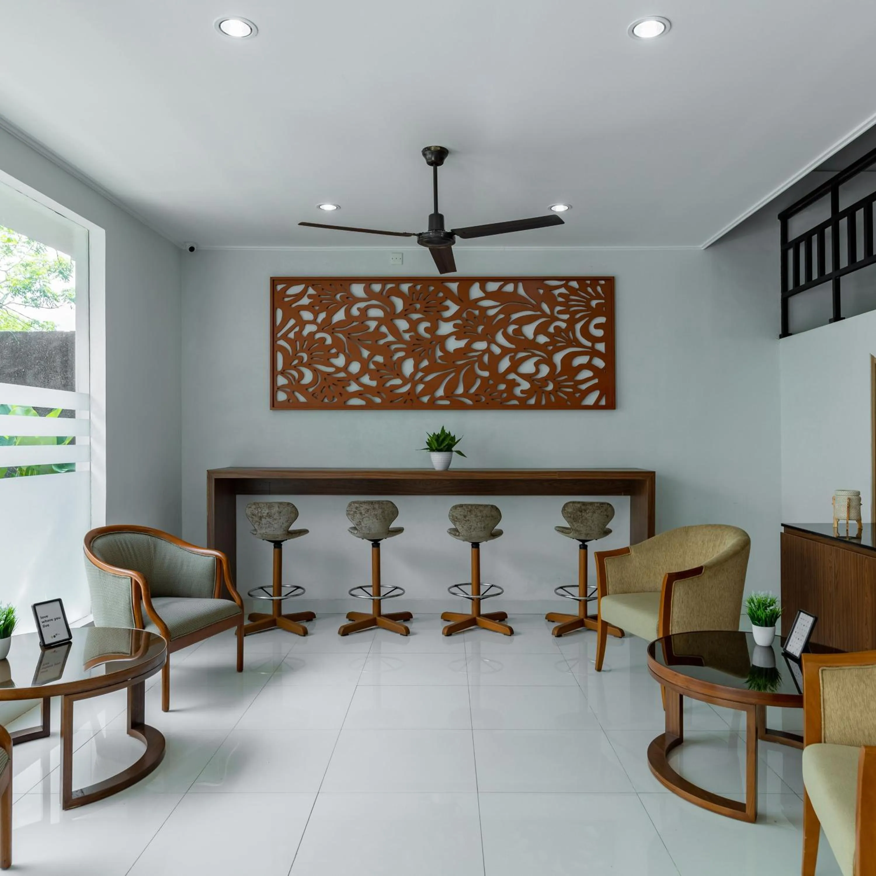 Living room in Cove Matahari Guesthouse Sunset