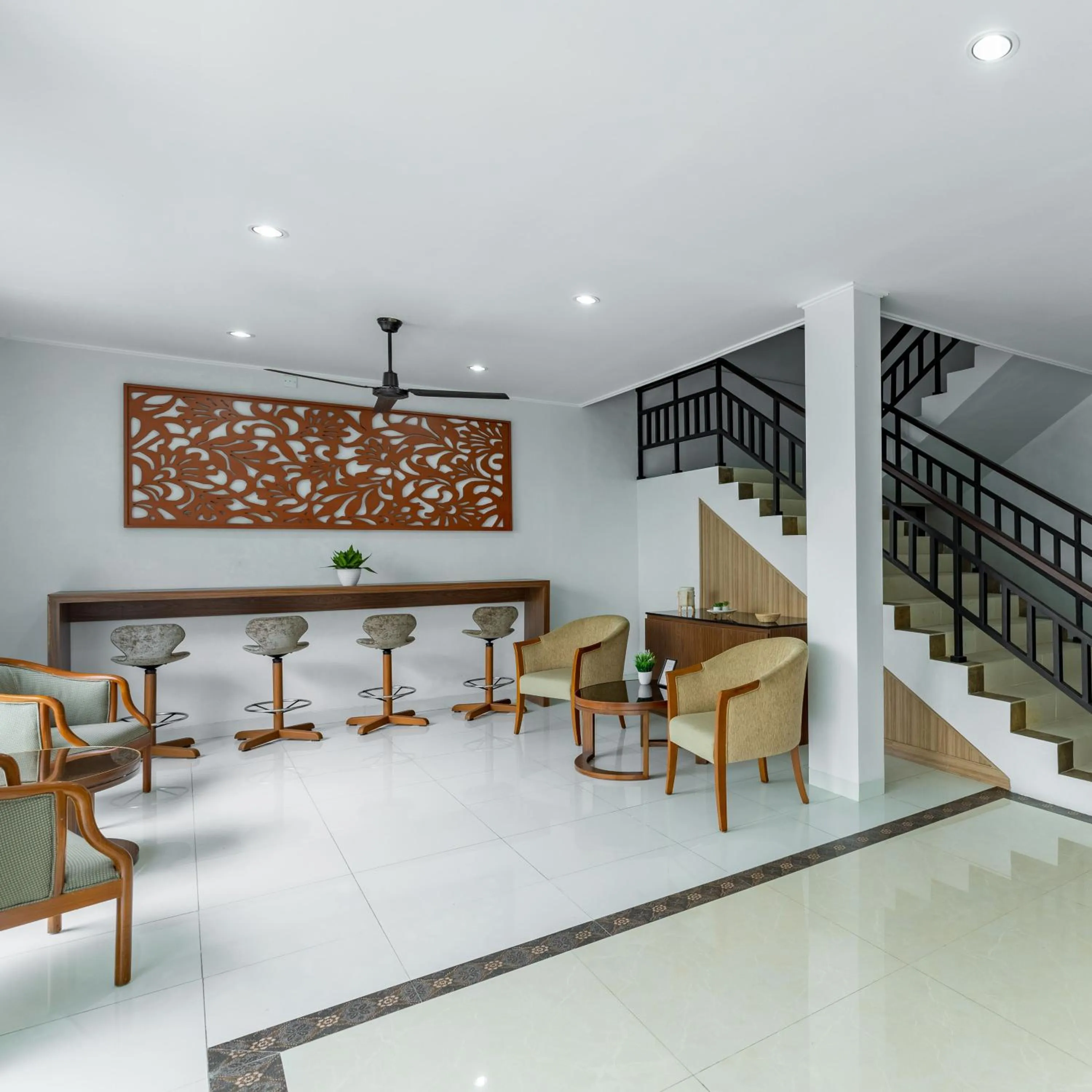 Seating area in Cove Matahari Guesthouse Sunset