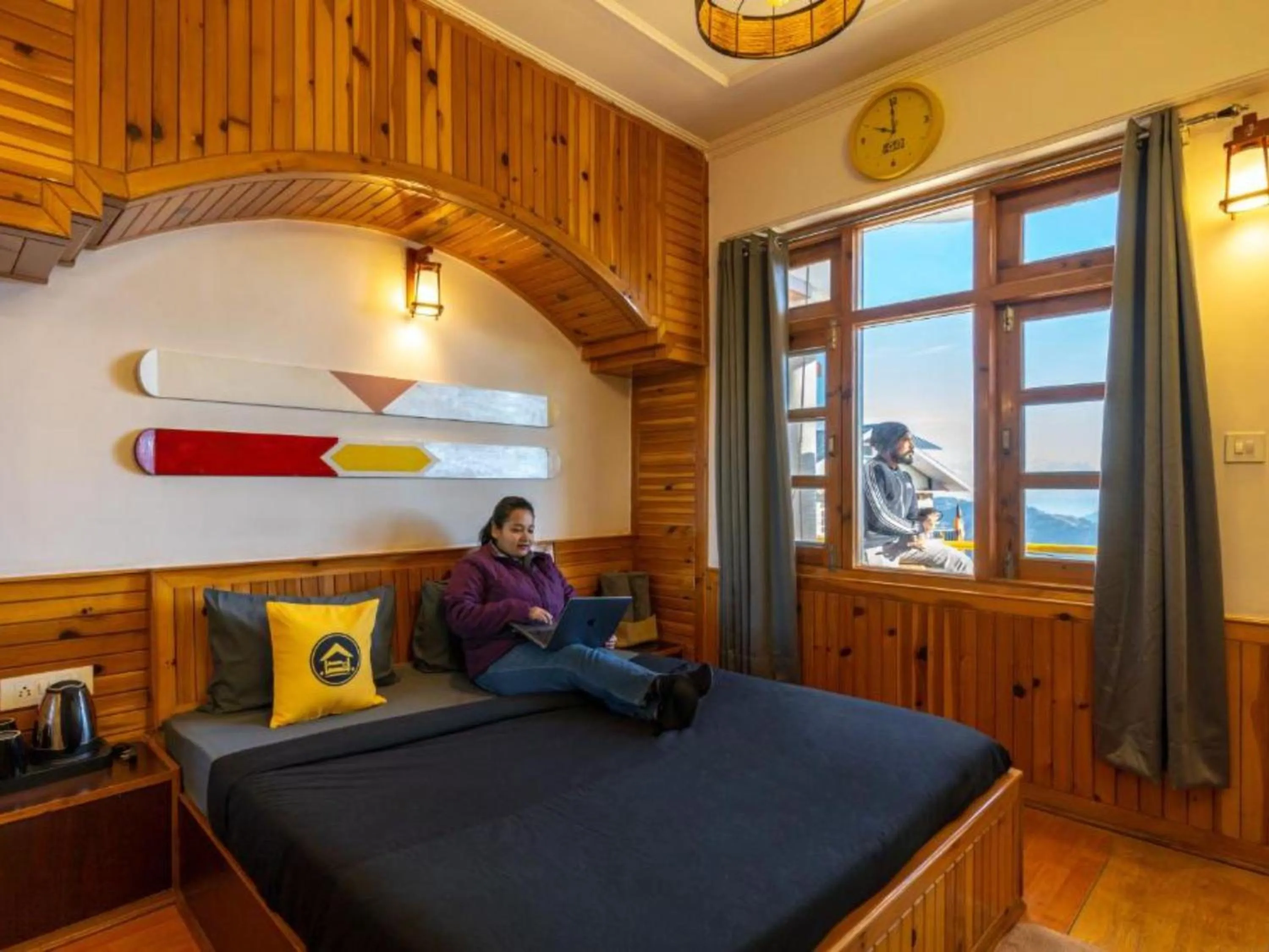 Bed in The Hosteller Narkanda