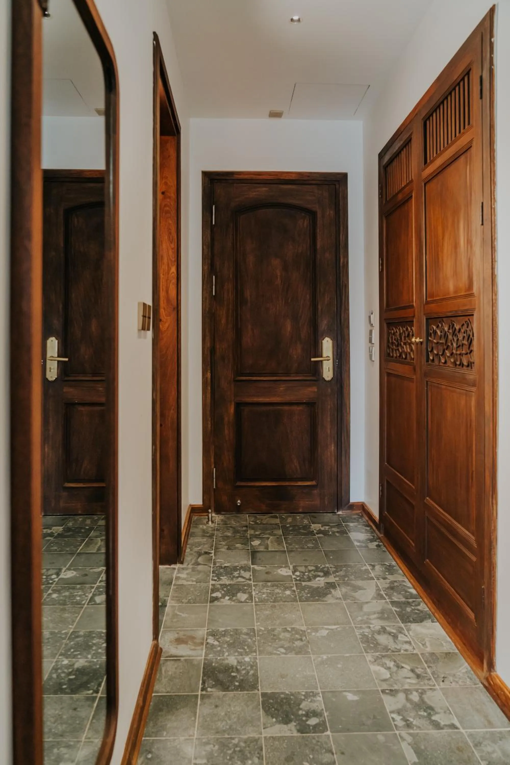 wardrobe in Amour Resort Bavi