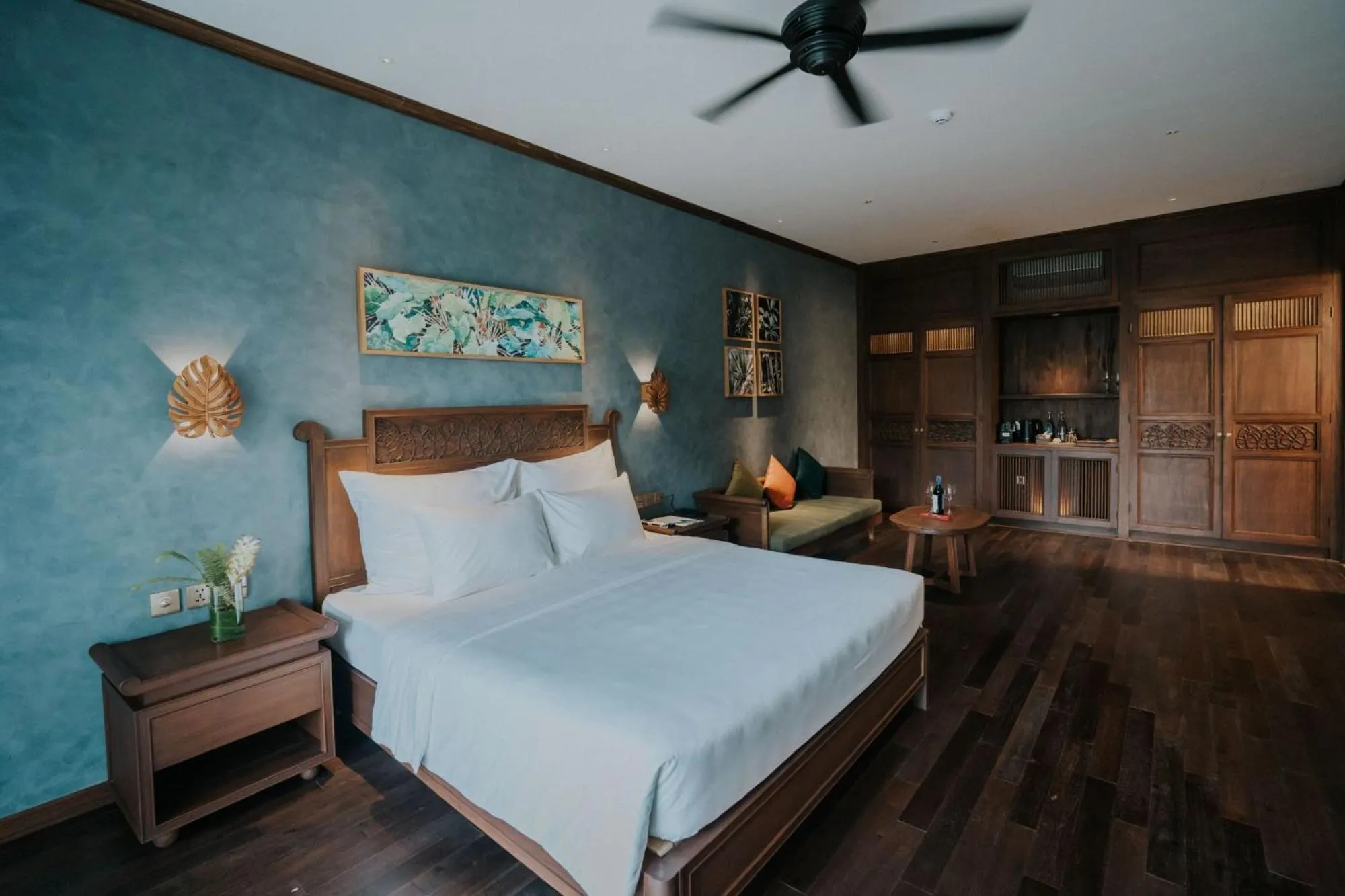 Bed in Amour Resort Bavi