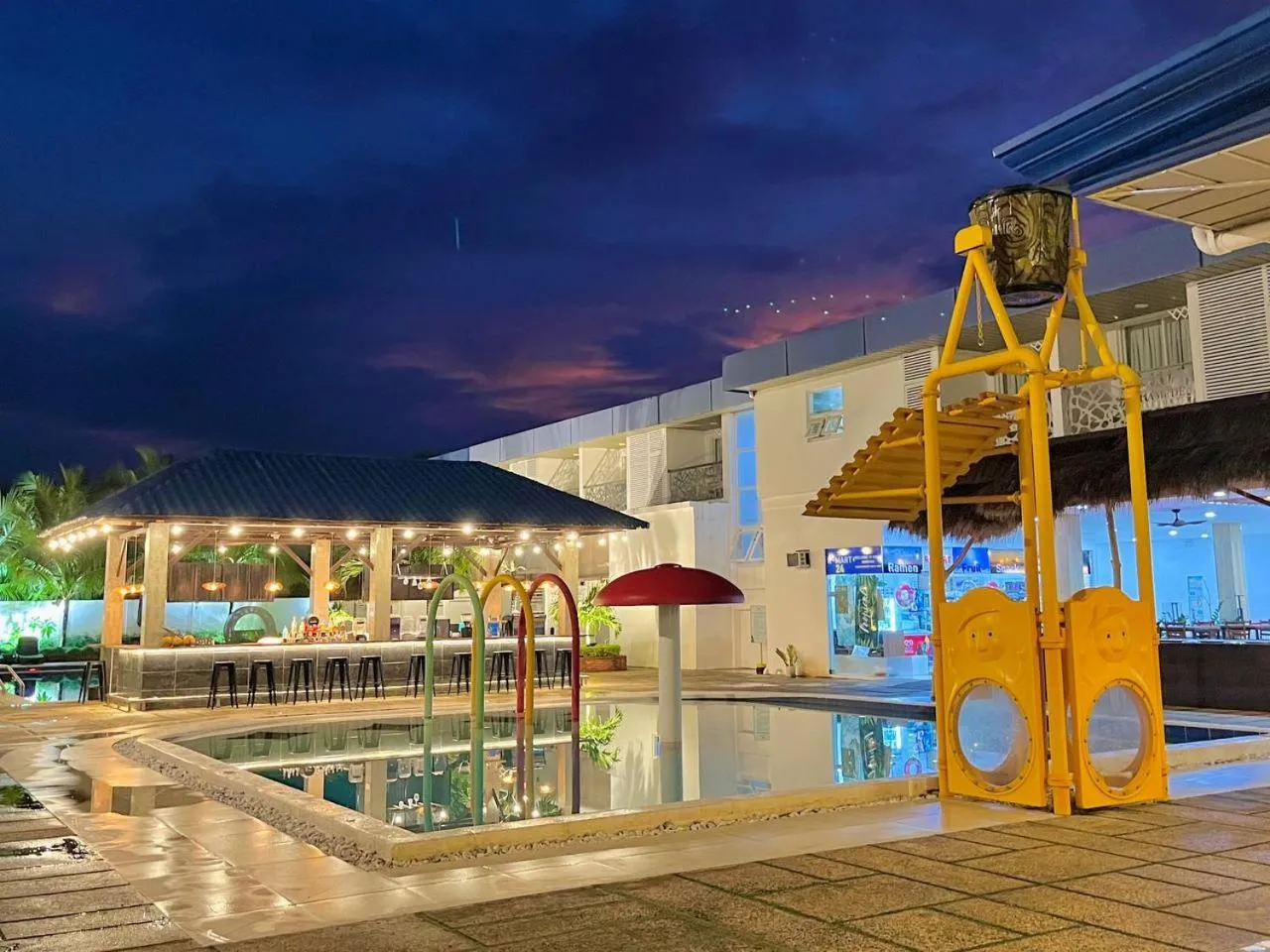 Night in 라메디 리조트 보홀 Ramede Resort Bohl