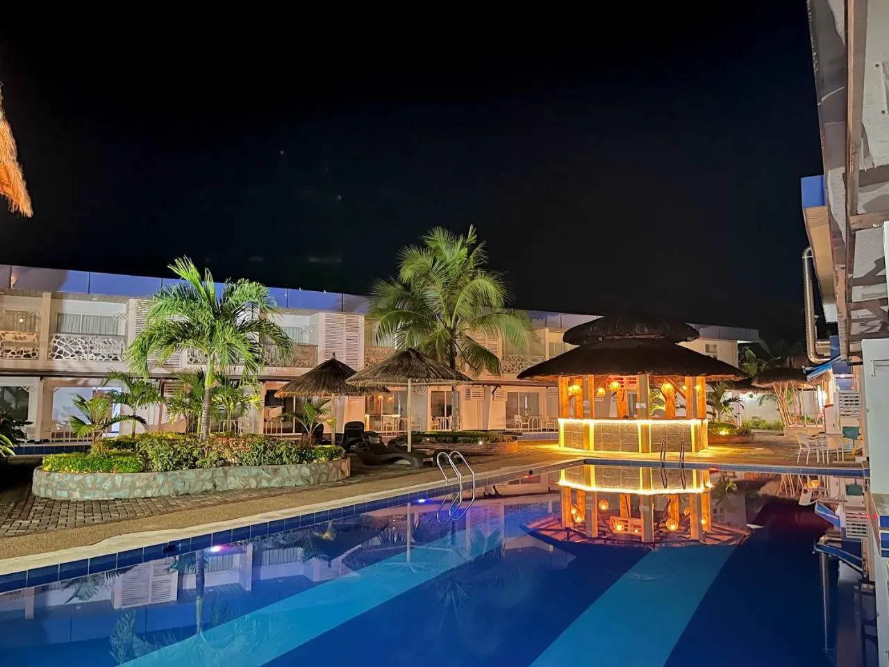 Night in 라메디 리조트 보홀 Ramede Resort Bohl