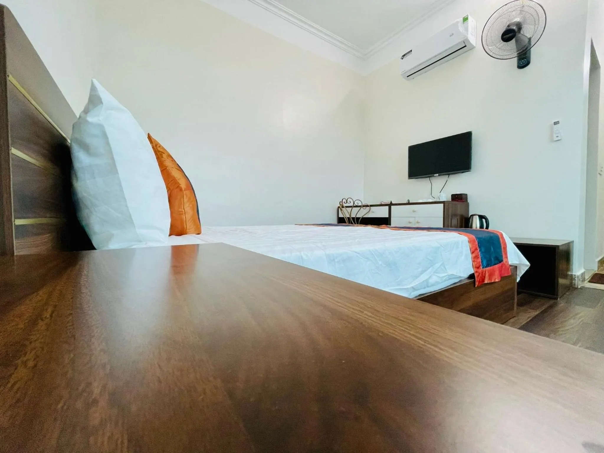 Bedroom in Khách Sạn Cao Sơn Cẩm Phả