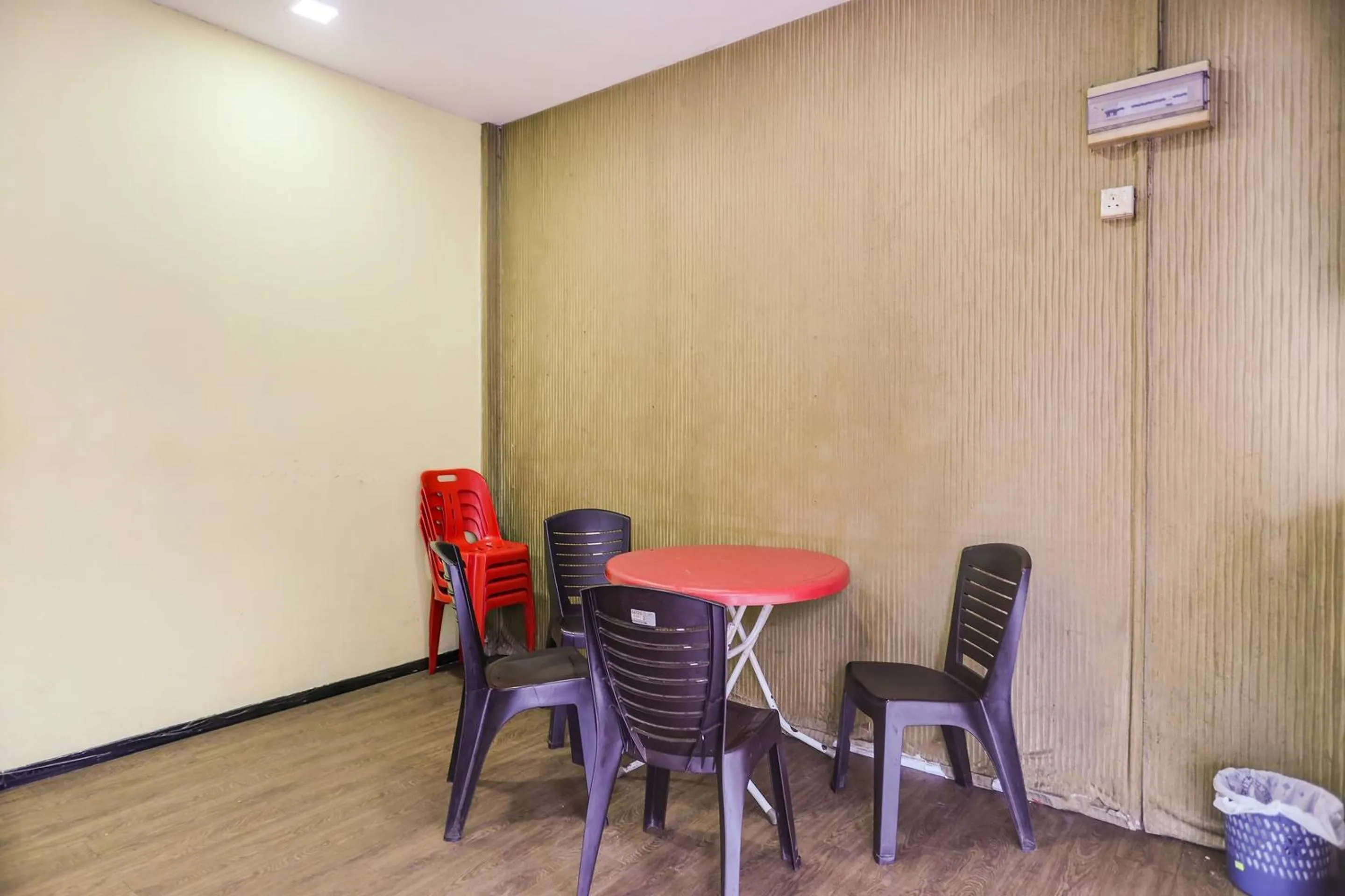 Lobby or reception in Hotel O Sunny Syariah