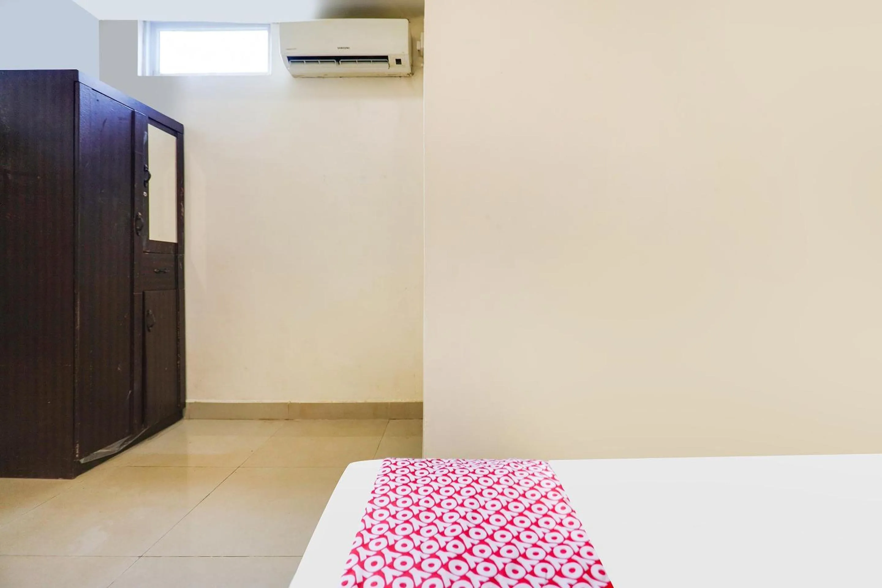 Bedroom, Bed in Hotel O Sunny Syariah